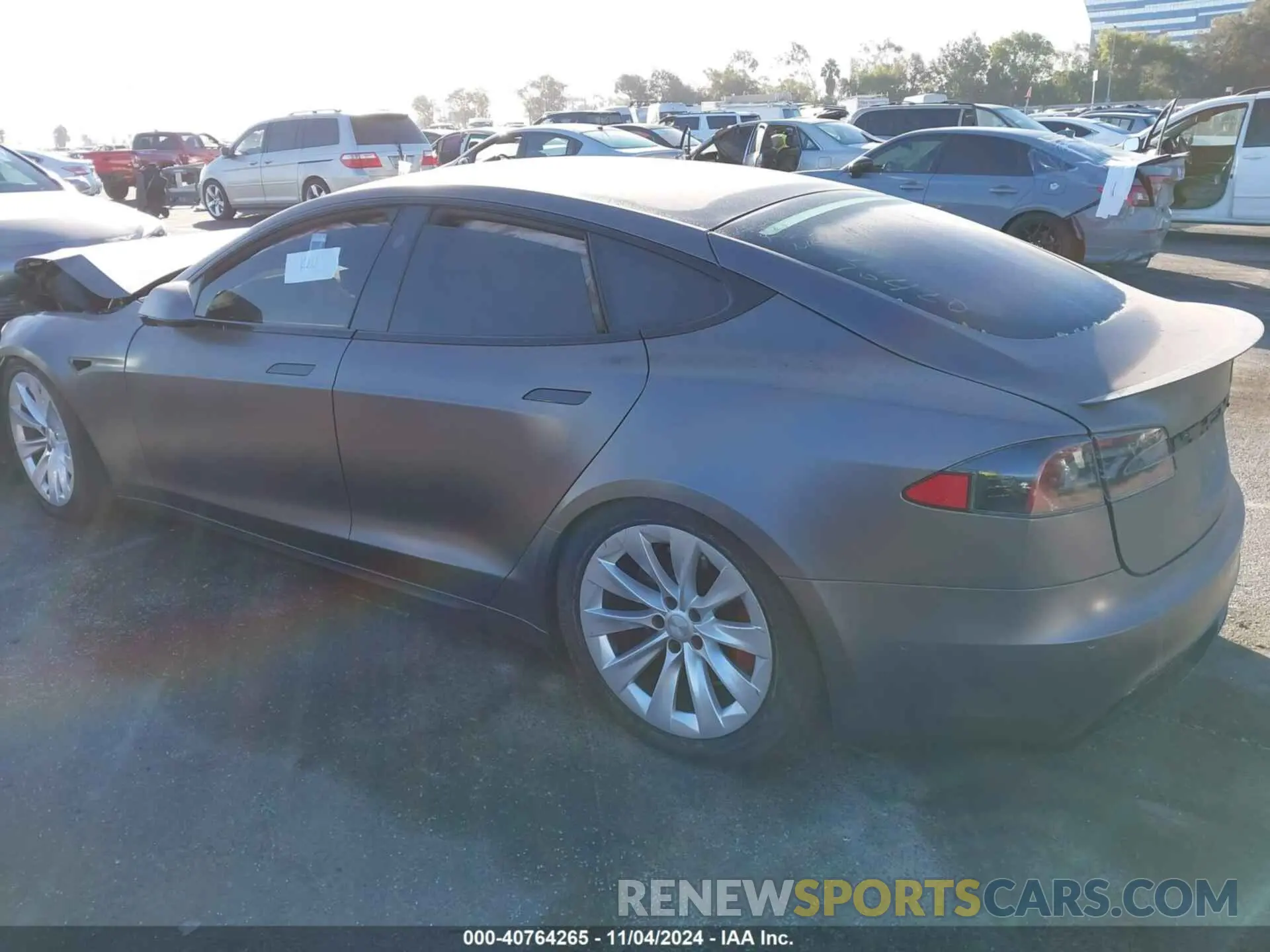 3 fotografías del automóvil dañado 5YJSA1E69MF432022 TESLA MODEL S 2021