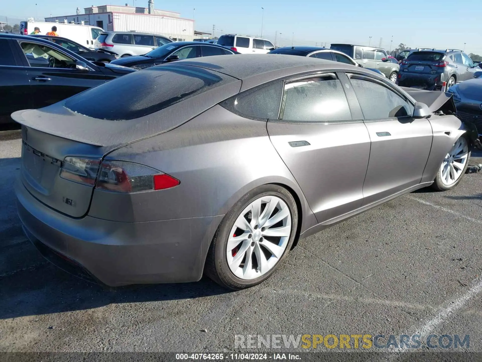 4 fotografías del automóvil dañado 5YJSA1E69MF432022 TESLA MODEL S 2021