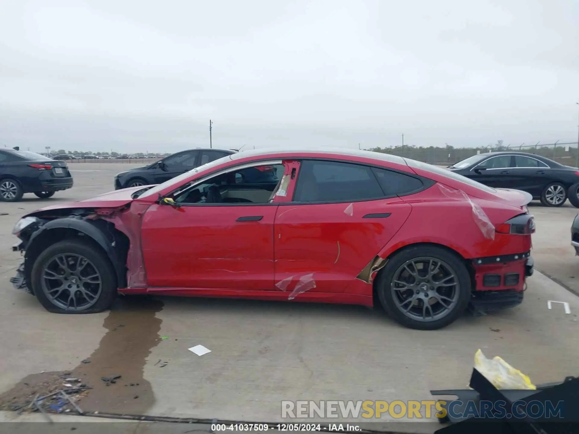 15 fotografías del automóvil dañado 5YJSA1E69MF438080 TESLA MODEL S 2021