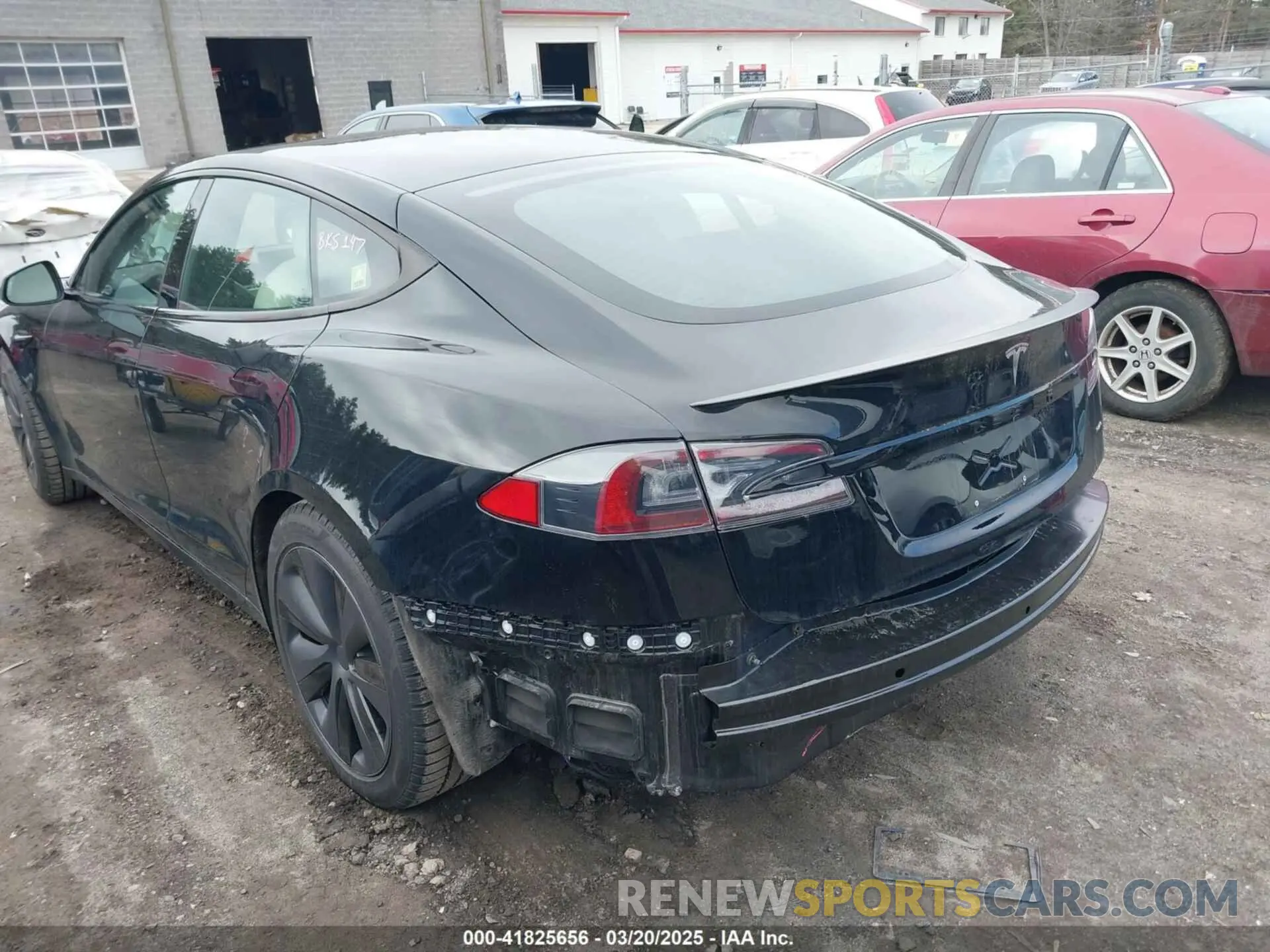 14 fotografías del automóvil dañado 5YJSA1E69MF439147 TESLA MODEL S 2021