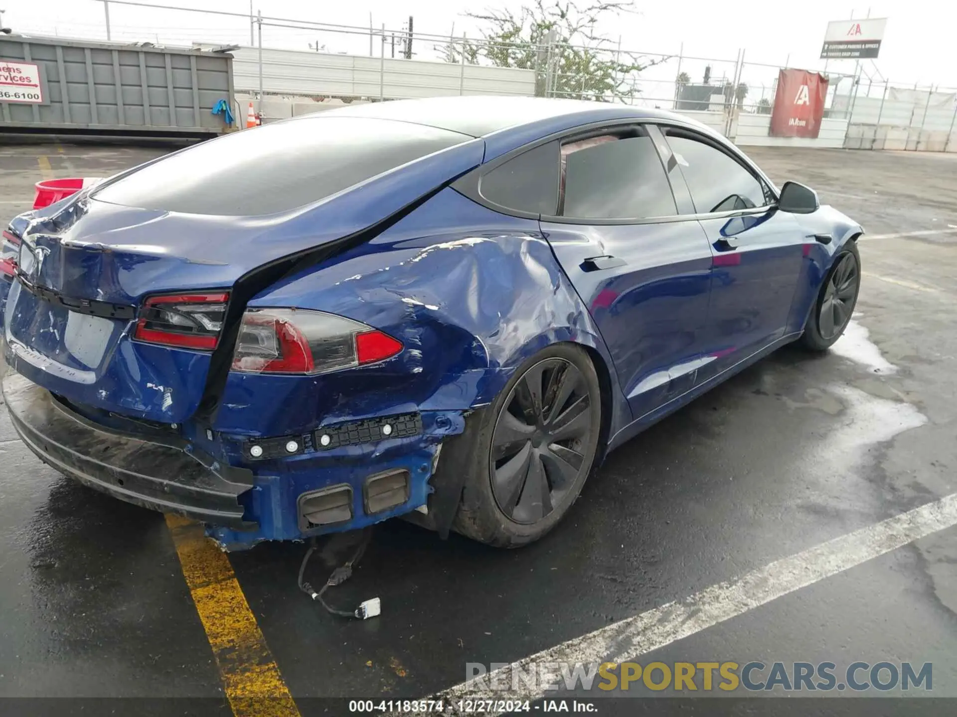 4 fotografías del automóvil dañado 5YJSA1E69MF449385 TESLA MODEL S 2021