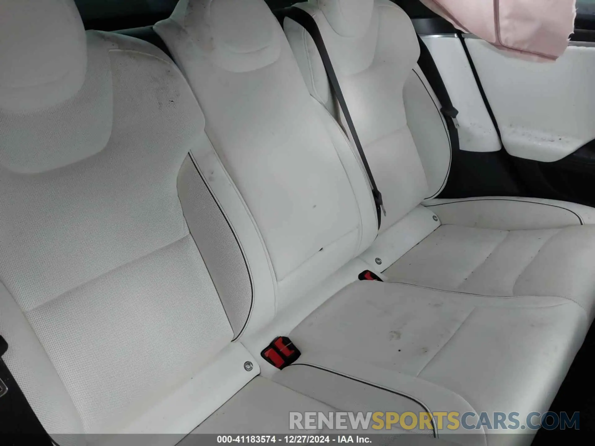 8 fotografías del automóvil dañado 5YJSA1E69MF449385 TESLA MODEL S 2021