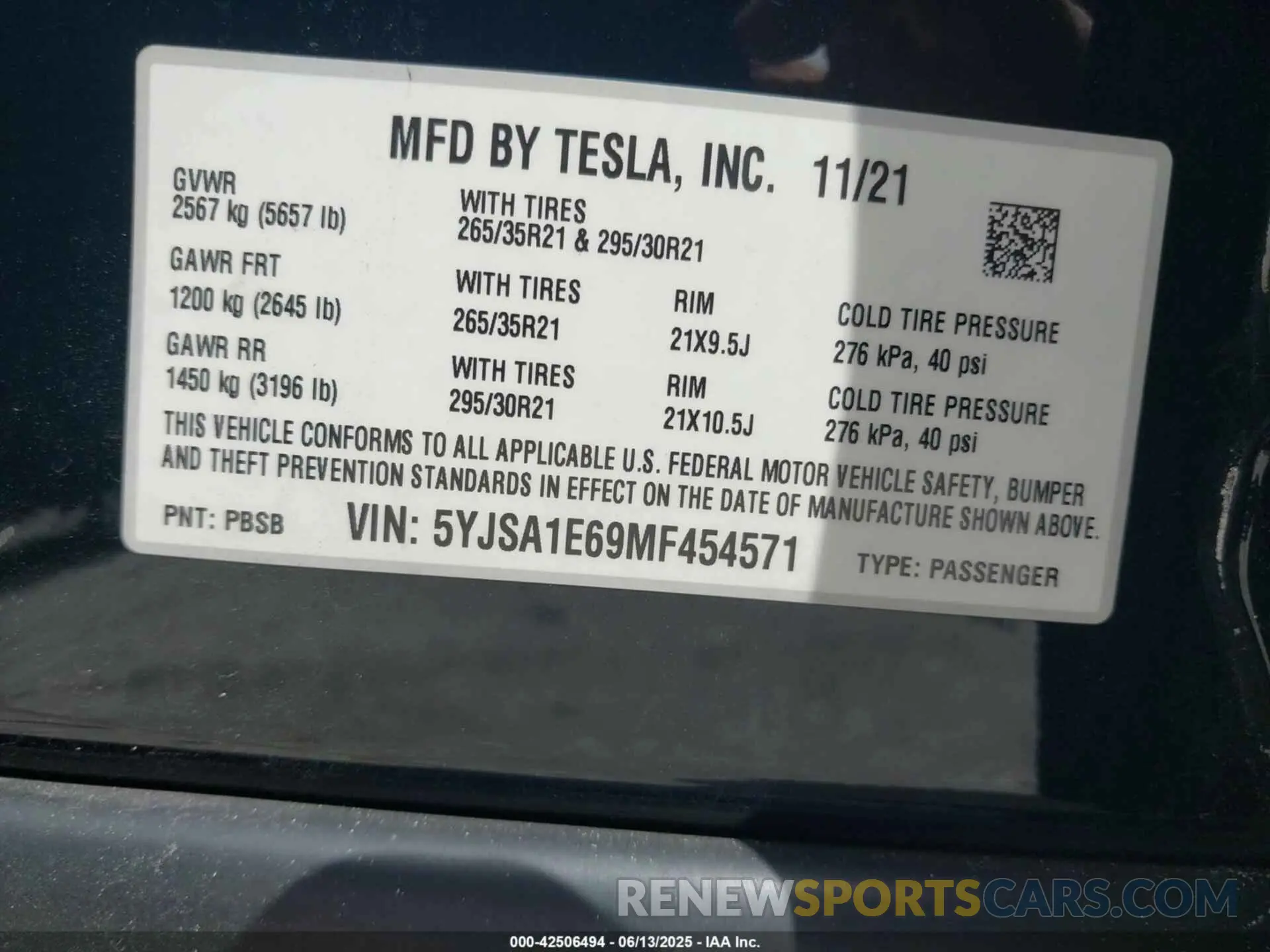 9 fotografías del automóvil dañado 5YJSA1E69MF454571 TESLA MODEL S 2021
