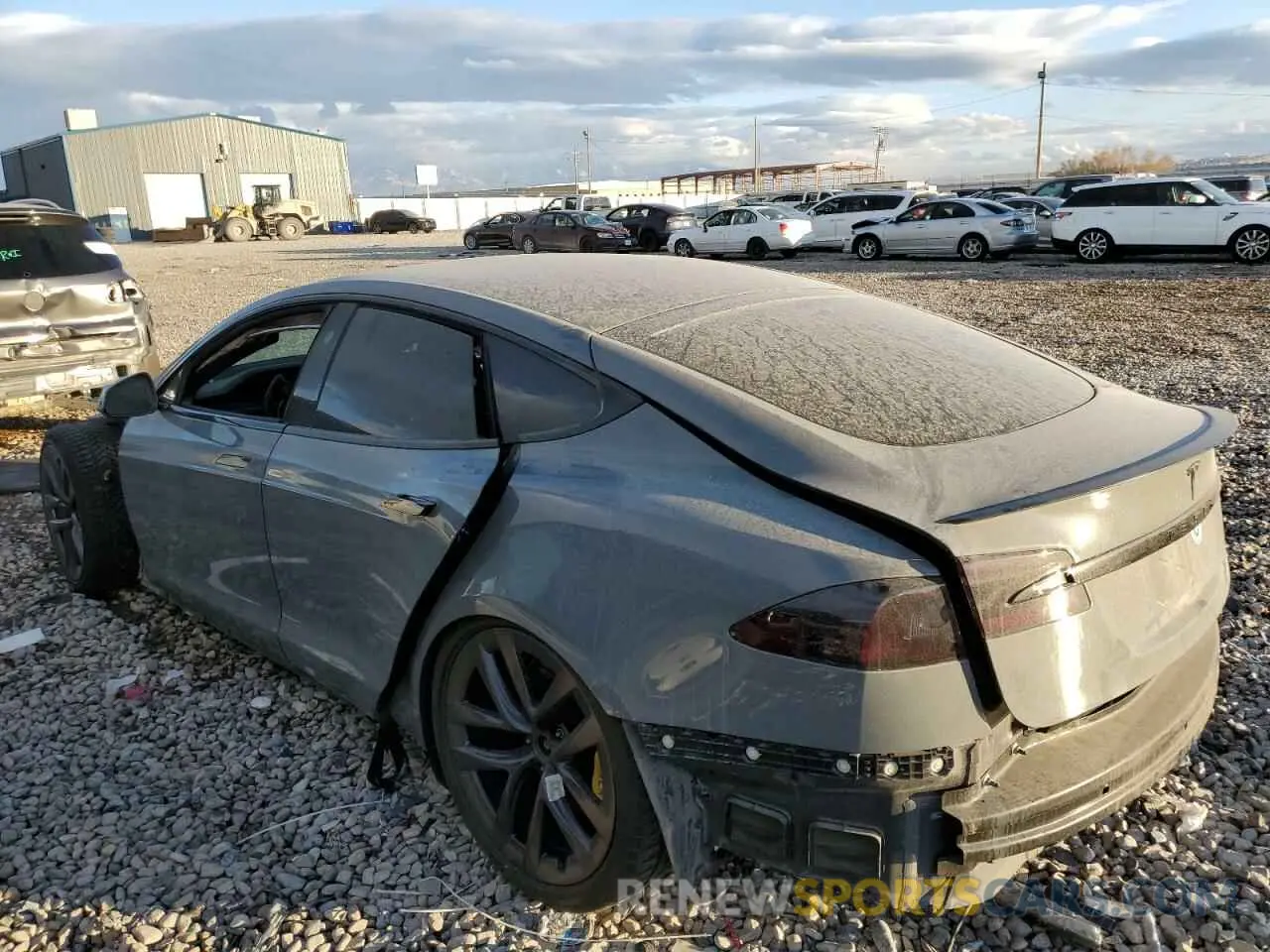 2 fotografías del automóvil dañado 5YJSA1E6XMF433387 TESLA MODEL S 2021