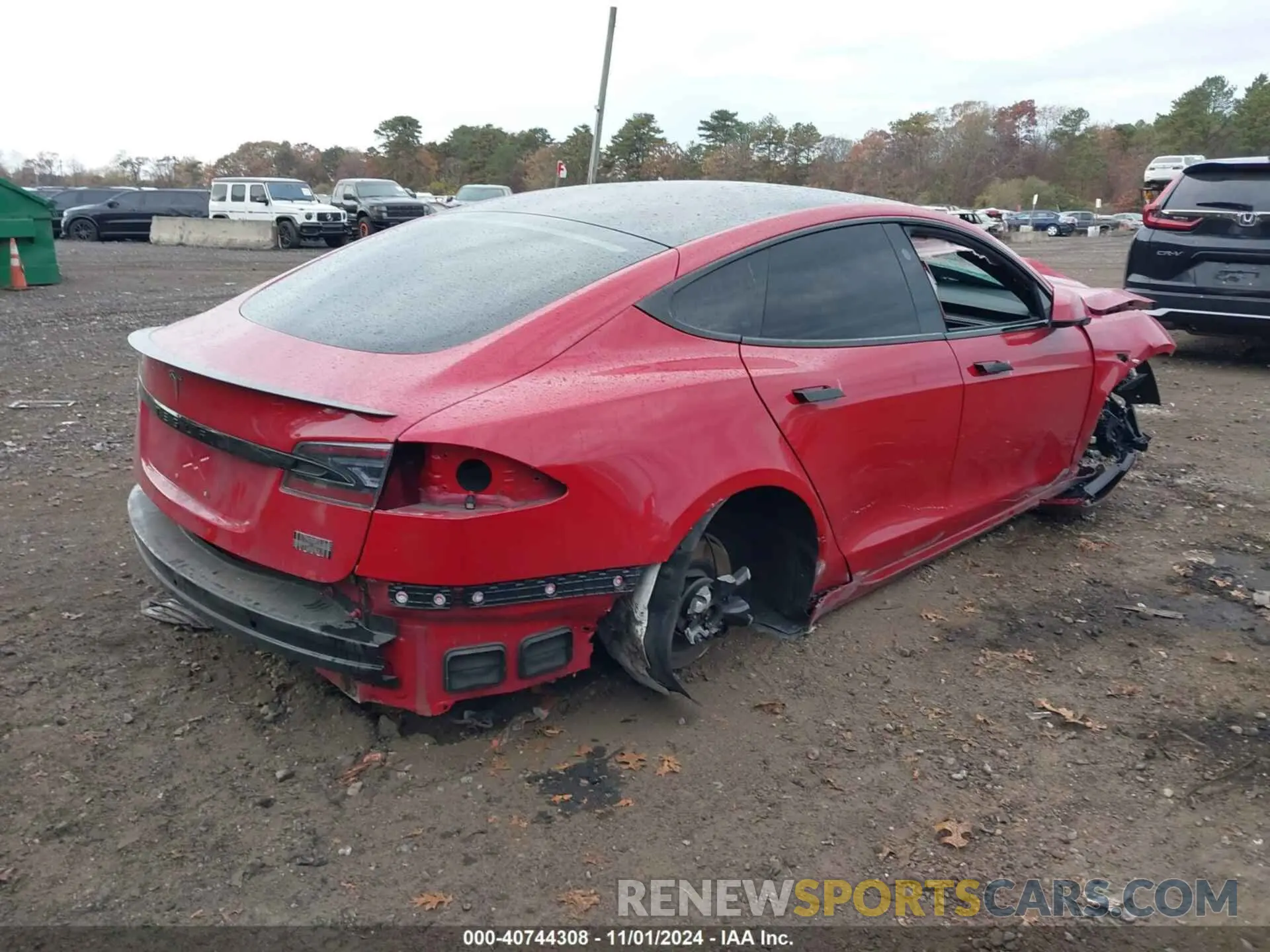 4 fotografías del automóvil dañado 5YJSA1E6XMF451632 TESLA MODEL S 2021