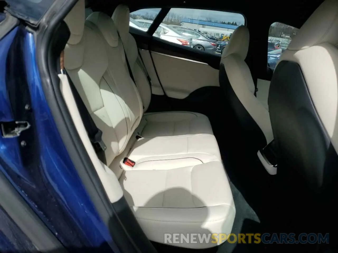 10 fotografías del automóvil dañado 5YJSA1E6XMF455390 TESLA MODEL S 2021