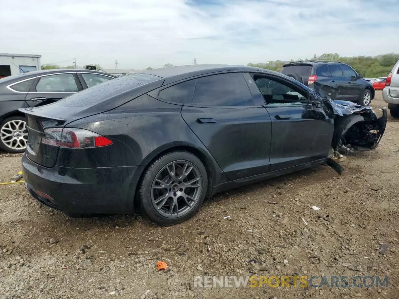 3 fotografías del automóvil dañado 5YJSA1E6XMF456295 TESLA MODEL S 2021
