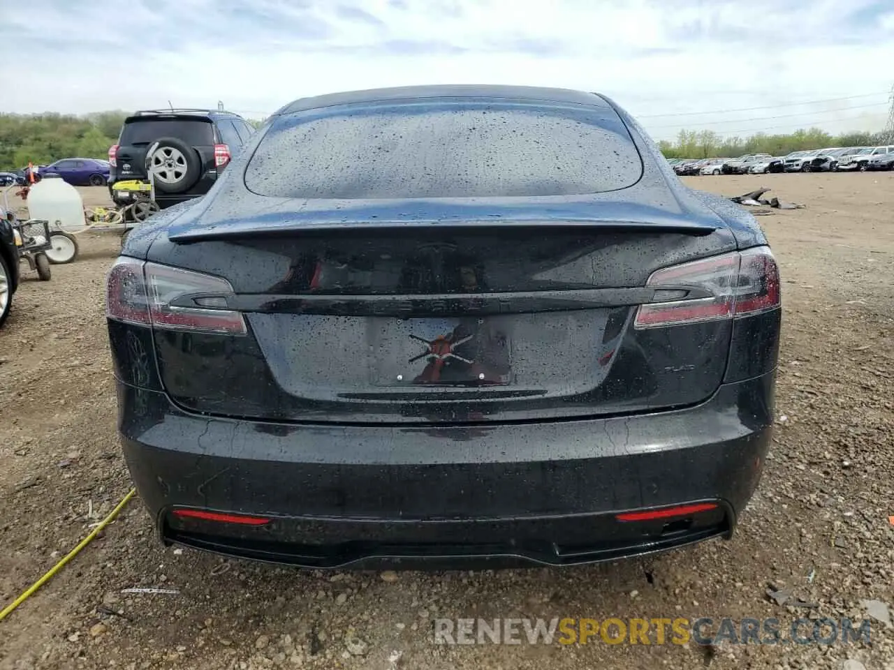 6 fotografías del automóvil dañado 5YJSA1E6XMF456295 TESLA MODEL S 2021