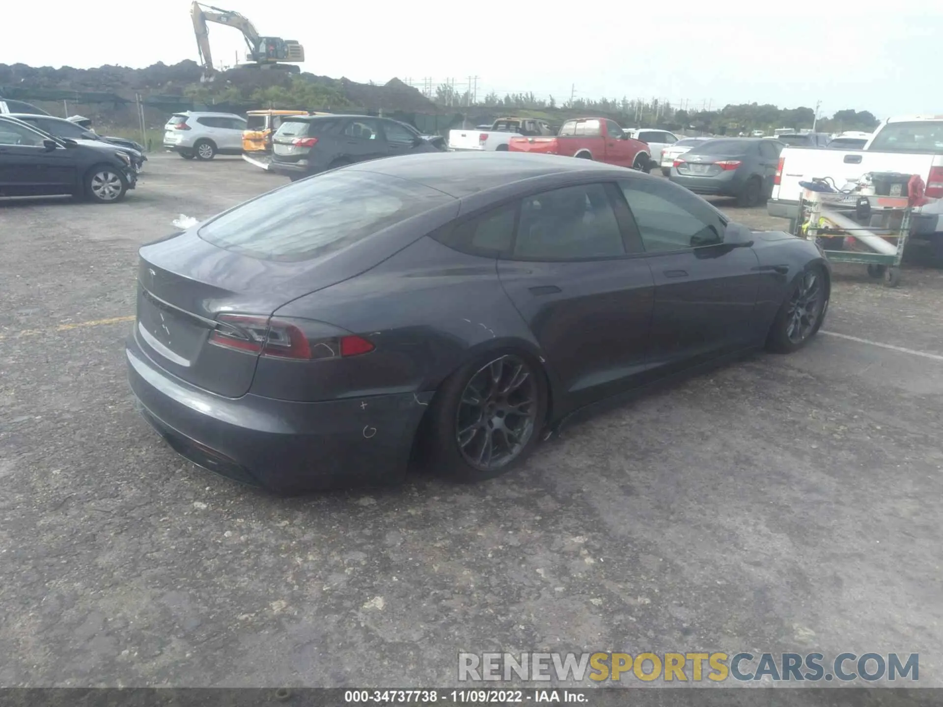4 fotografías del automóvil dañado 5YJSA1E50NF470246 TESLA MODEL S 2022