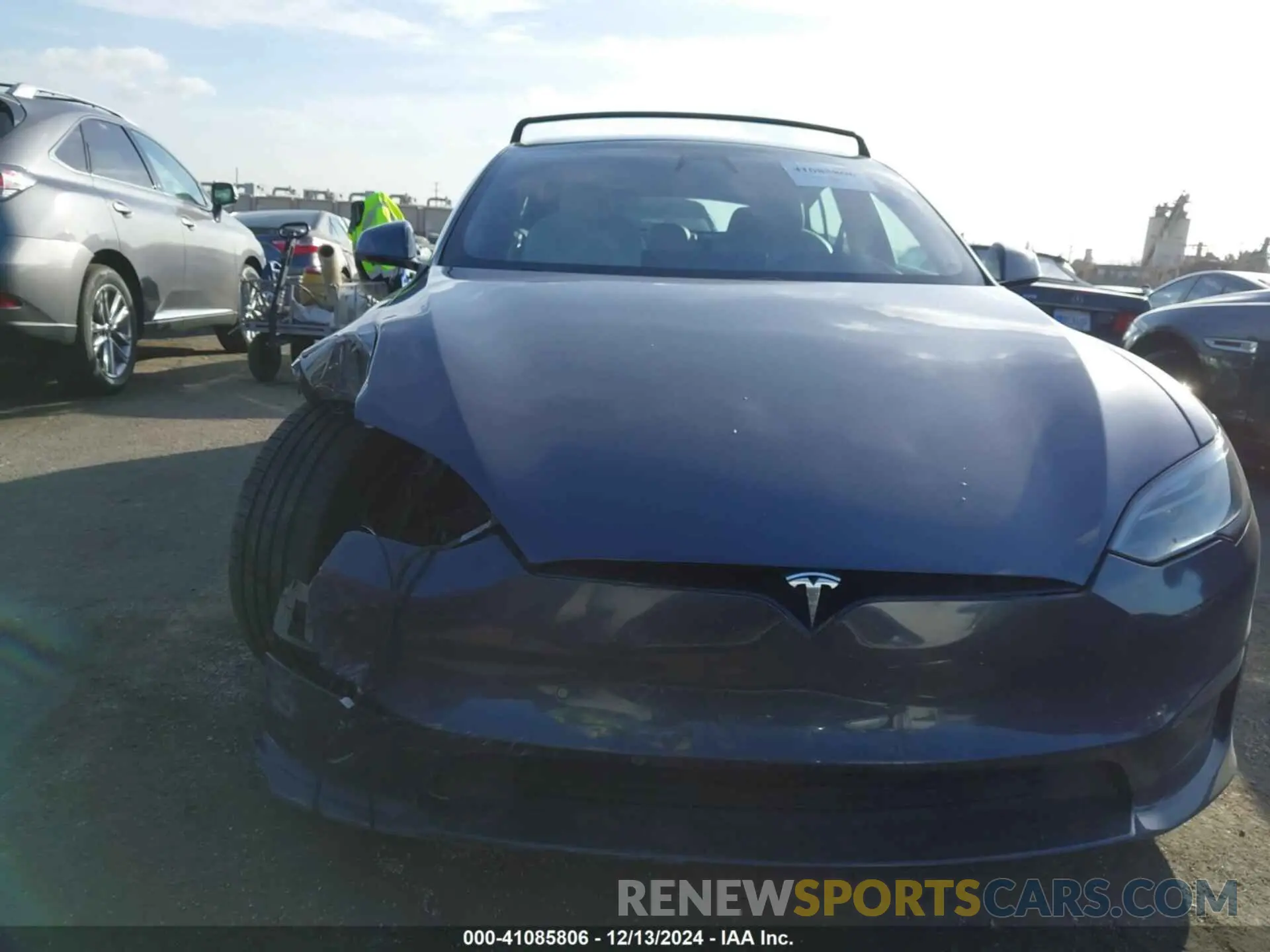 13 fotografías del automóvil dañado 5YJSA1E50NF482719 TESLA MODEL S 2022