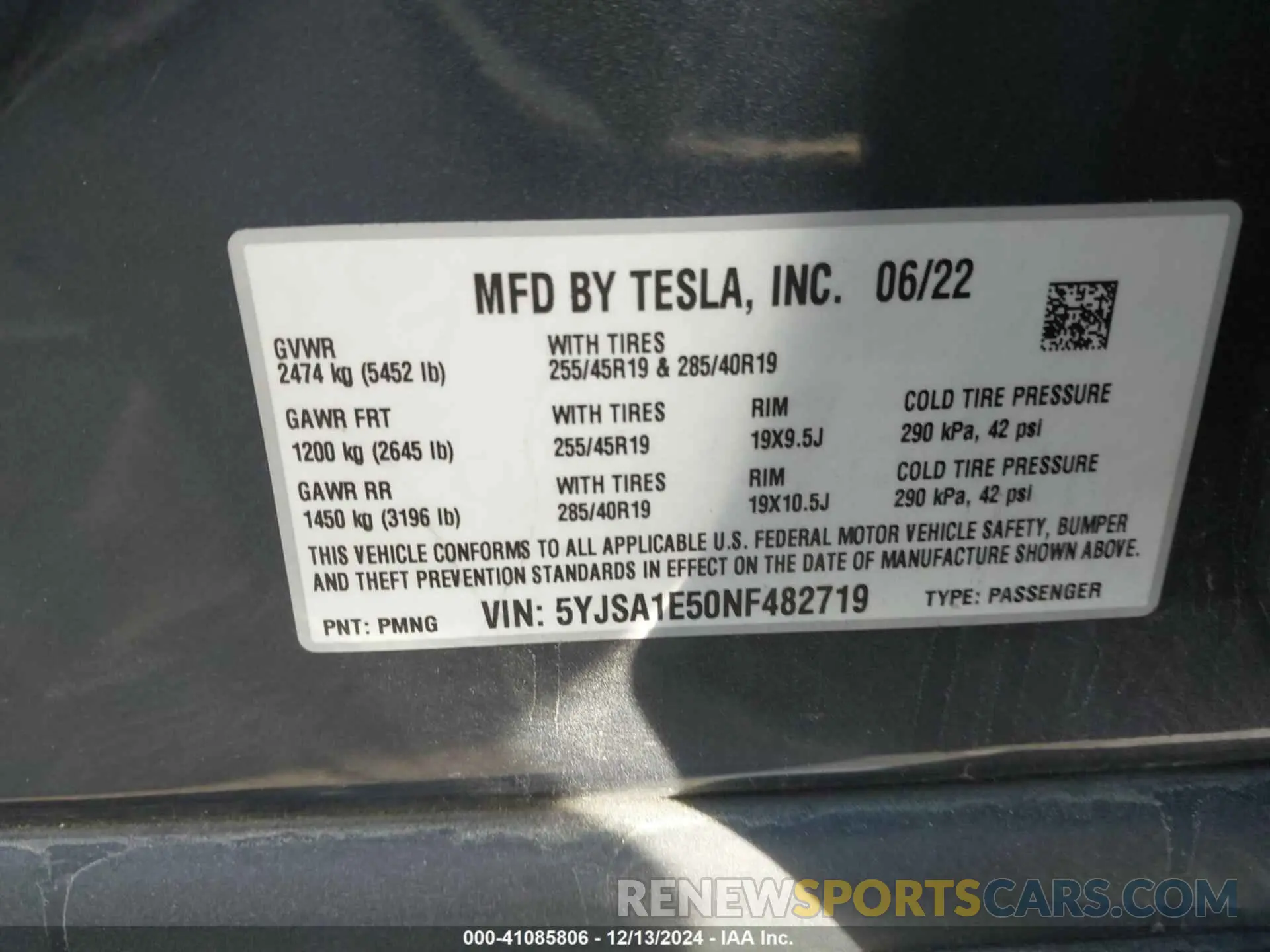 9 fotografías del automóvil dañado 5YJSA1E50NF482719 TESLA MODEL S 2022