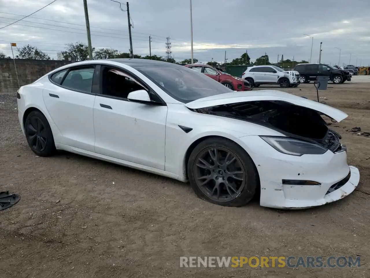 4 fotografías del automóvil dañado 5YJSA1E50NF486446 TESLA MODEL S 2022