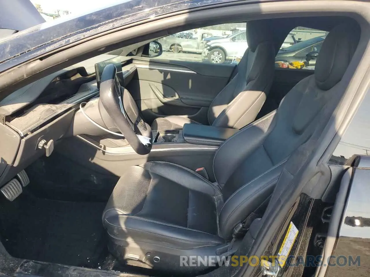 7 fotografías del automóvil dañado 5YJSA1E51NF482745 TESLA MODEL S 2022