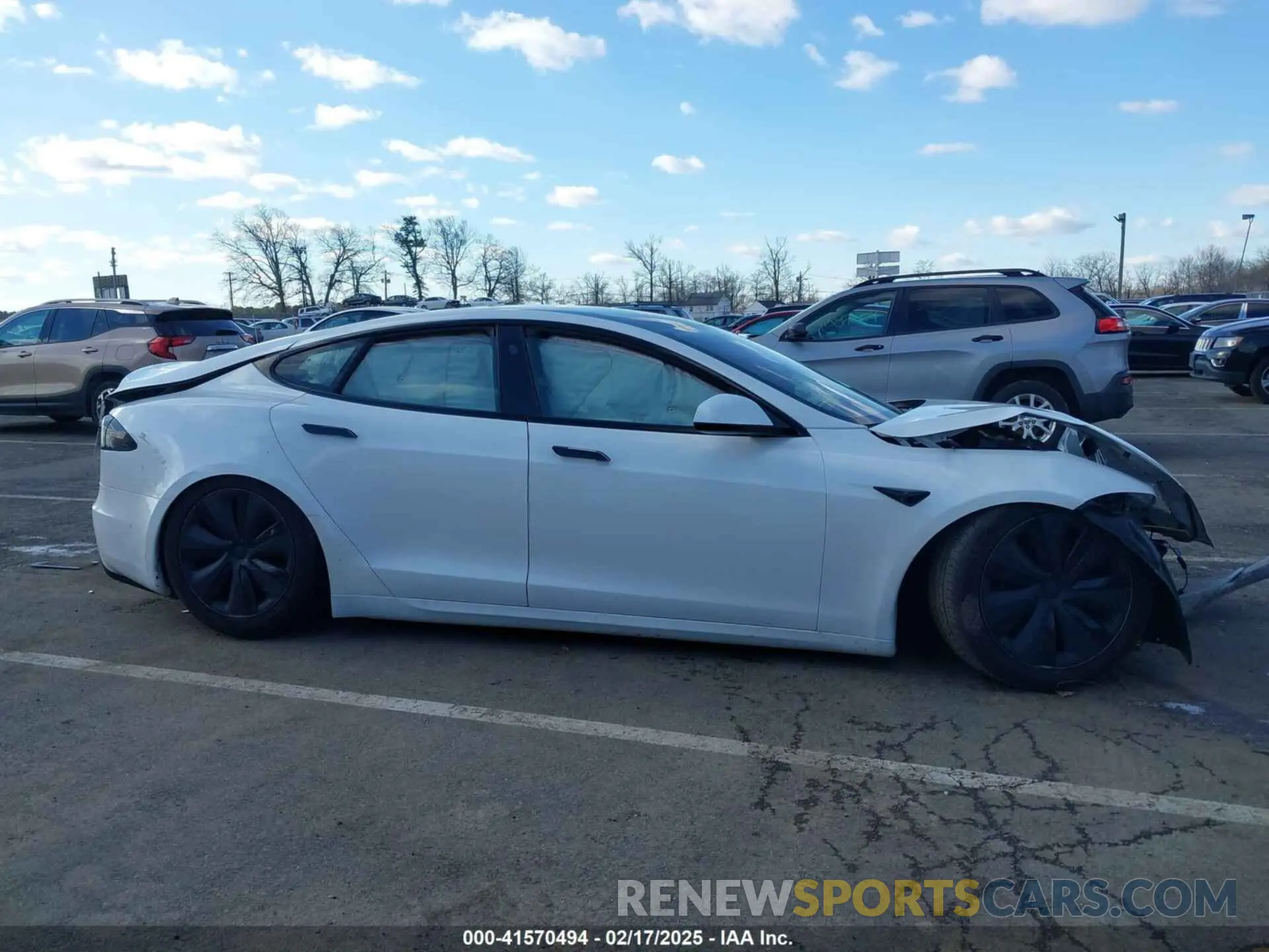 13 fotografías del automóvil dañado 5YJSA1E51NF491493 TESLA MODEL S 2022