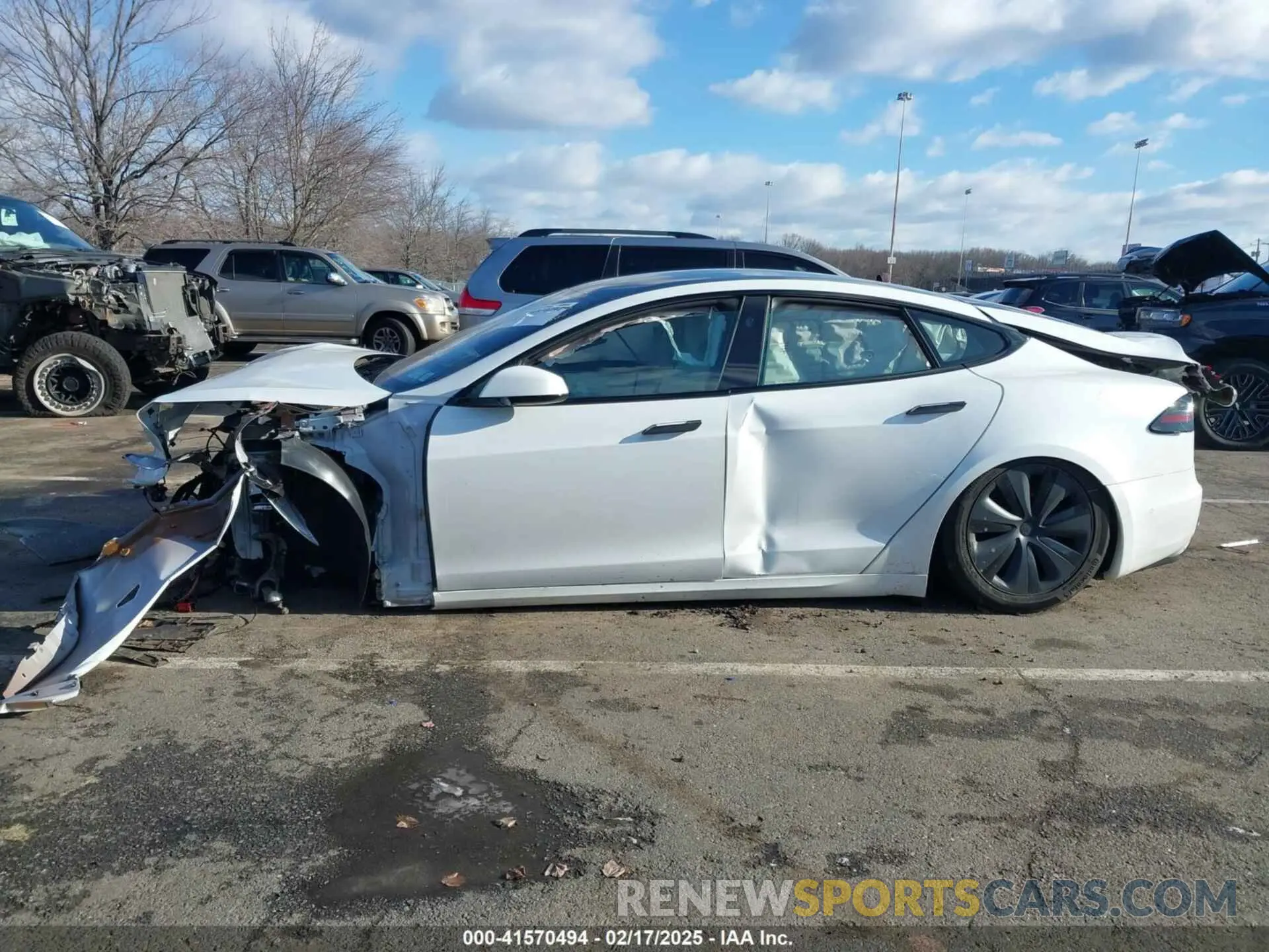 14 fotografías del automóvil dañado 5YJSA1E51NF491493 TESLA MODEL S 2022