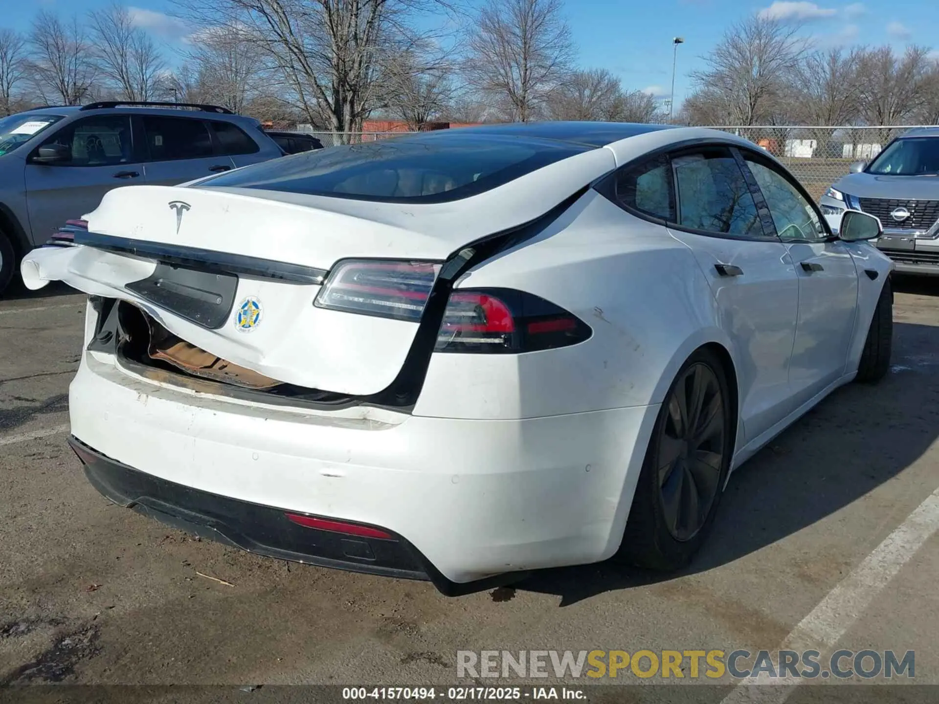 4 fotografías del automóvil dañado 5YJSA1E51NF491493 TESLA MODEL S 2022