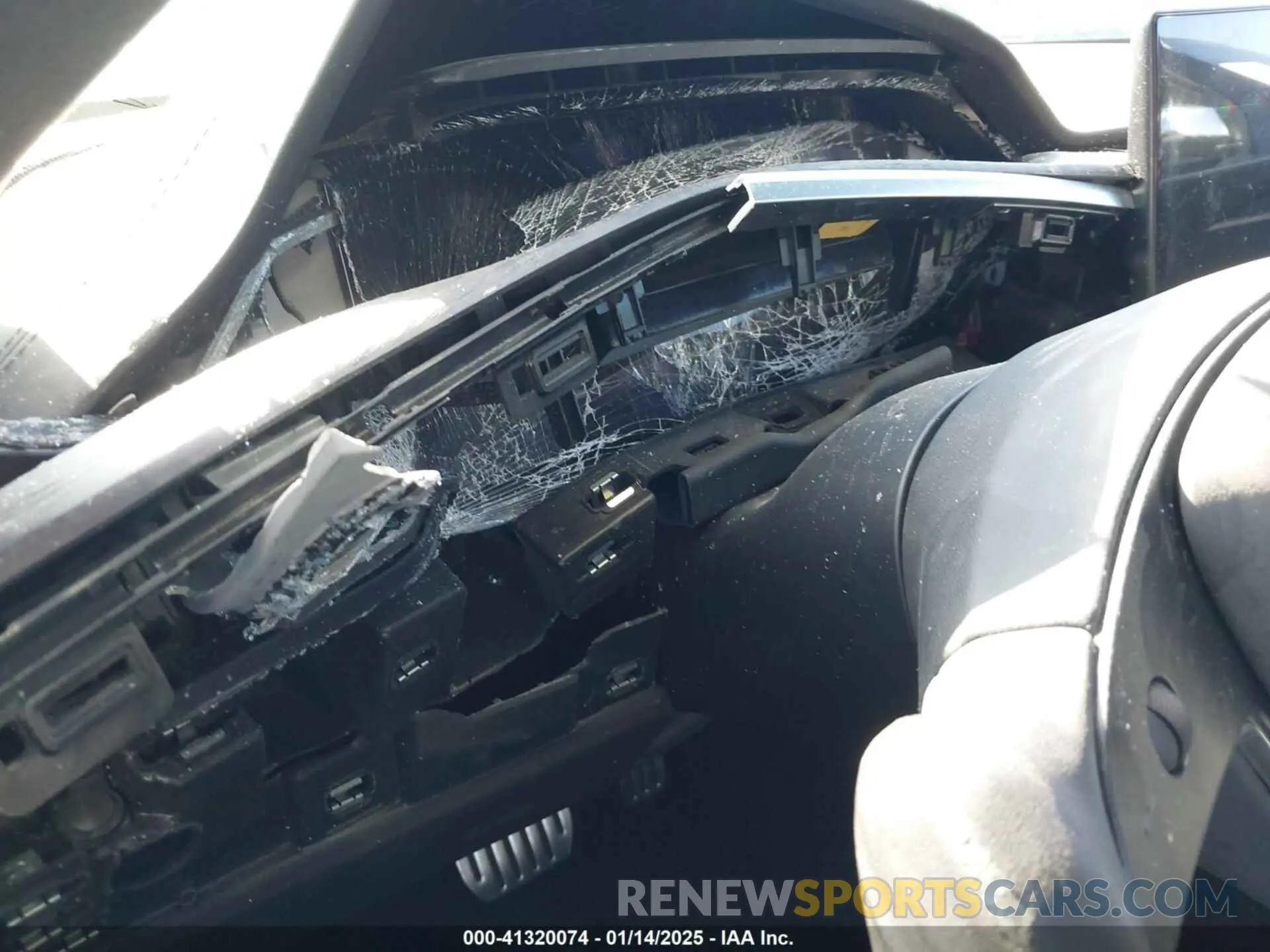 14 fotografías del automóvil dañado 5YJSA1E52NF476906 TESLA MODEL S 2022