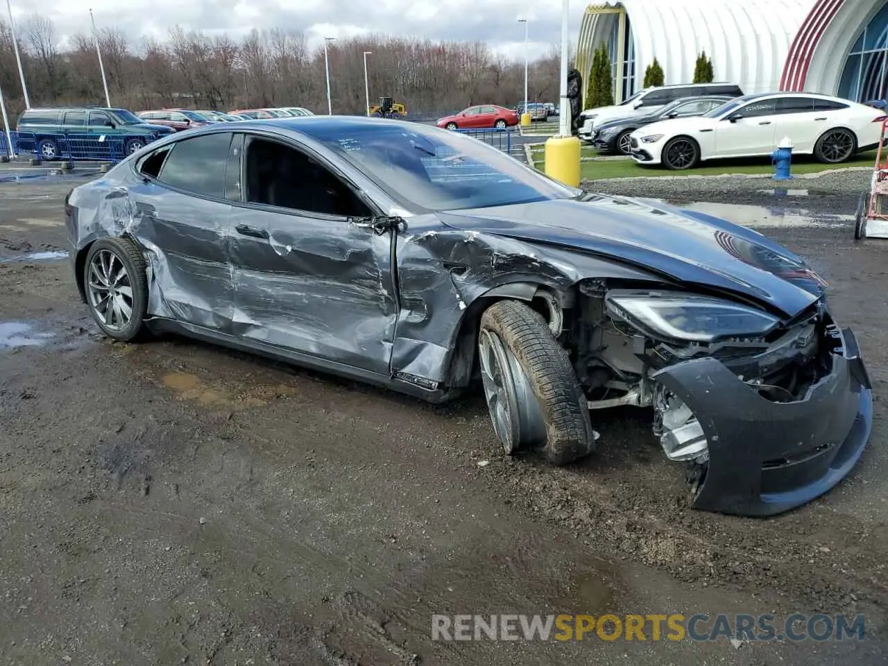 4 fotografías del automóvil dañado 5YJSA1E52NF493608 TESLA MODEL S 2022