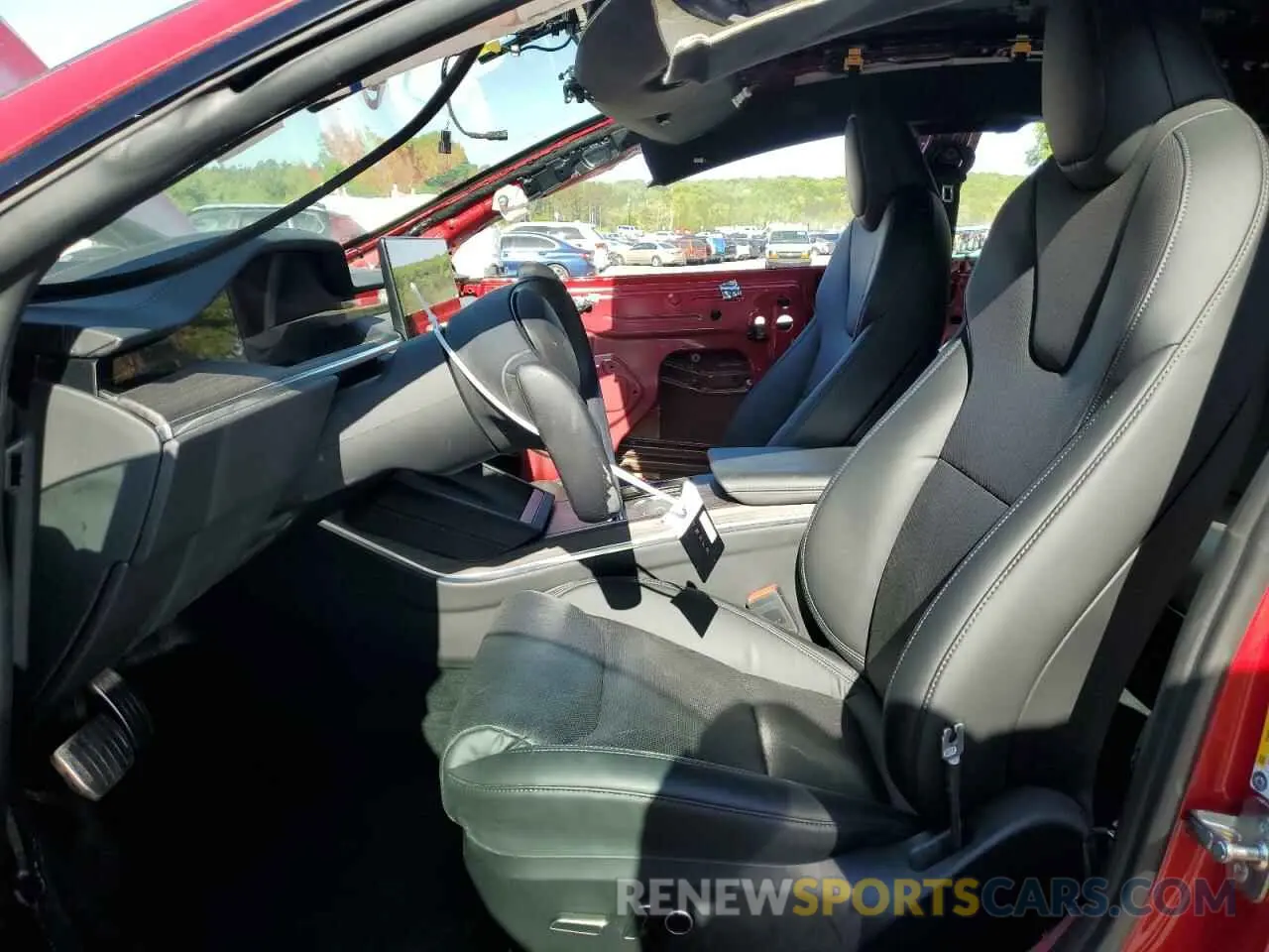 7 fotografías del automóvil dañado 5YJSA1E52NF493799 TESLA MODEL S 2022