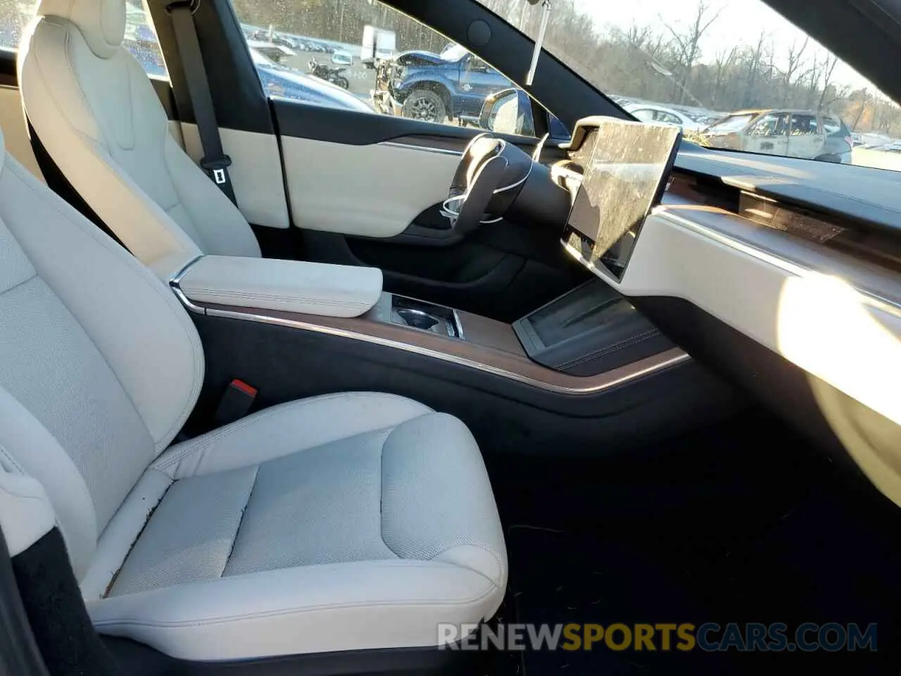 5 fotografías del automóvil dañado 5YJSA1E53NF475845 TESLA MODEL S 2022