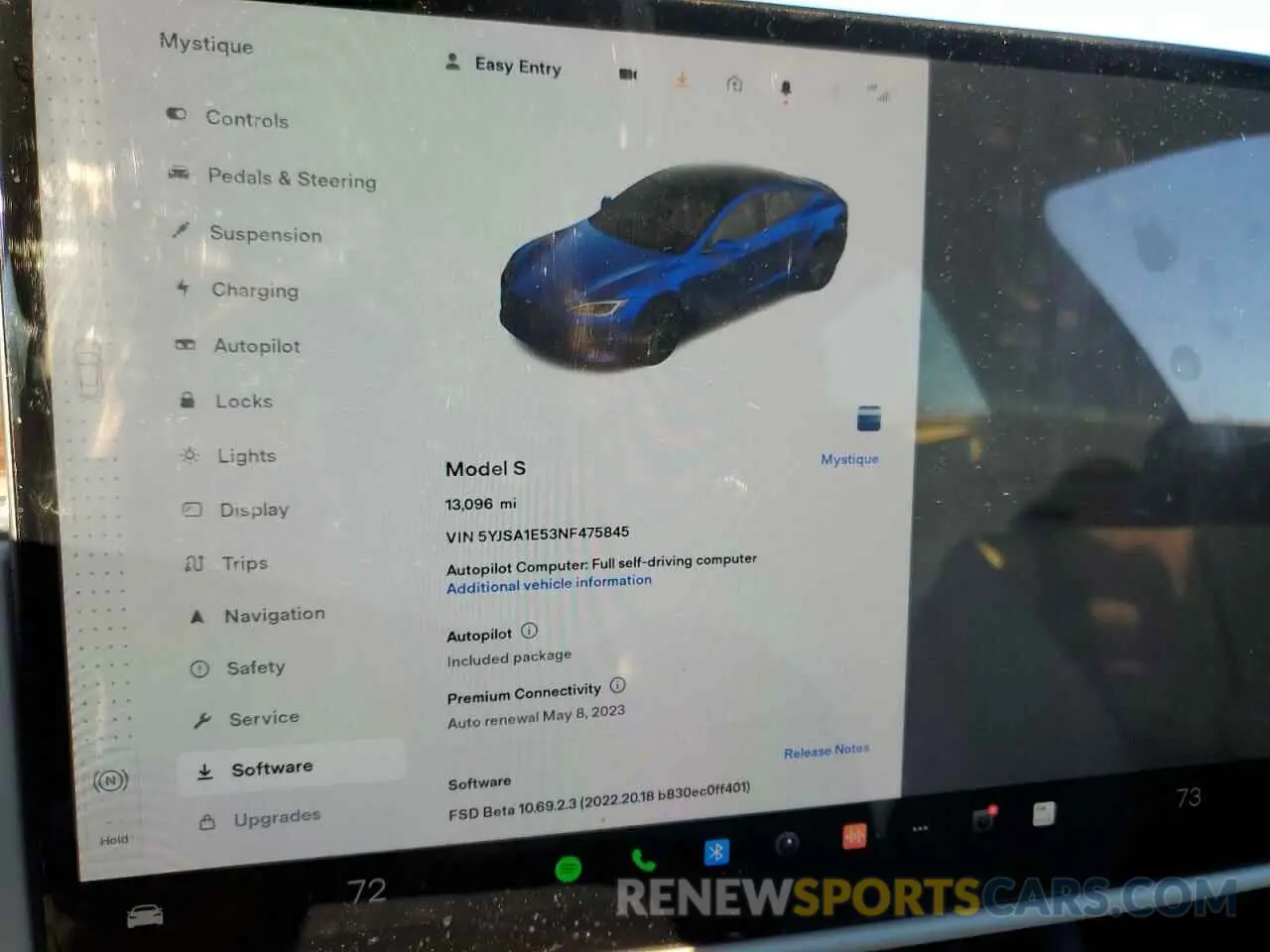 8 fotografías del automóvil dañado 5YJSA1E53NF475845 TESLA MODEL S 2022