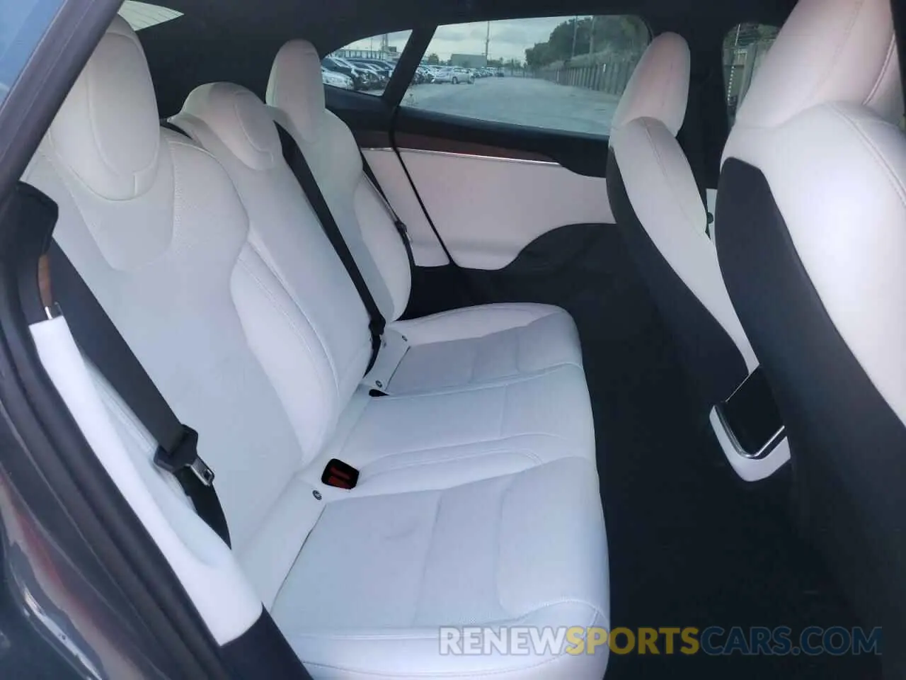 6 fotografías del automóvil dañado 5YJSA1E53NF478485 TESLA MODEL S 2022
