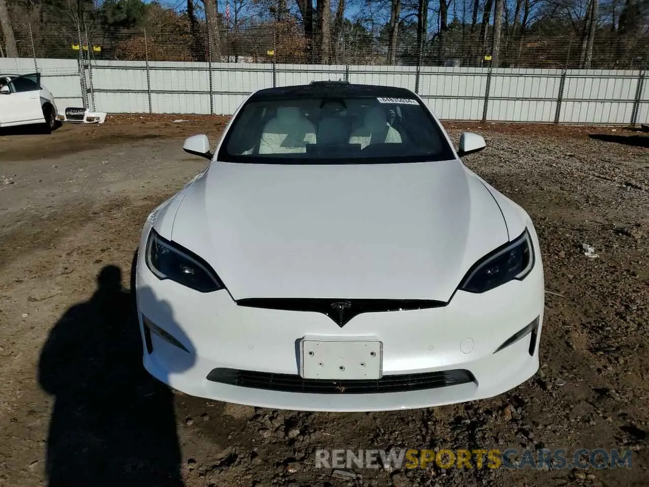 5 fotografías del automóvil dañado 5YJSA1E53NF478809 TESLA MODEL S 2022