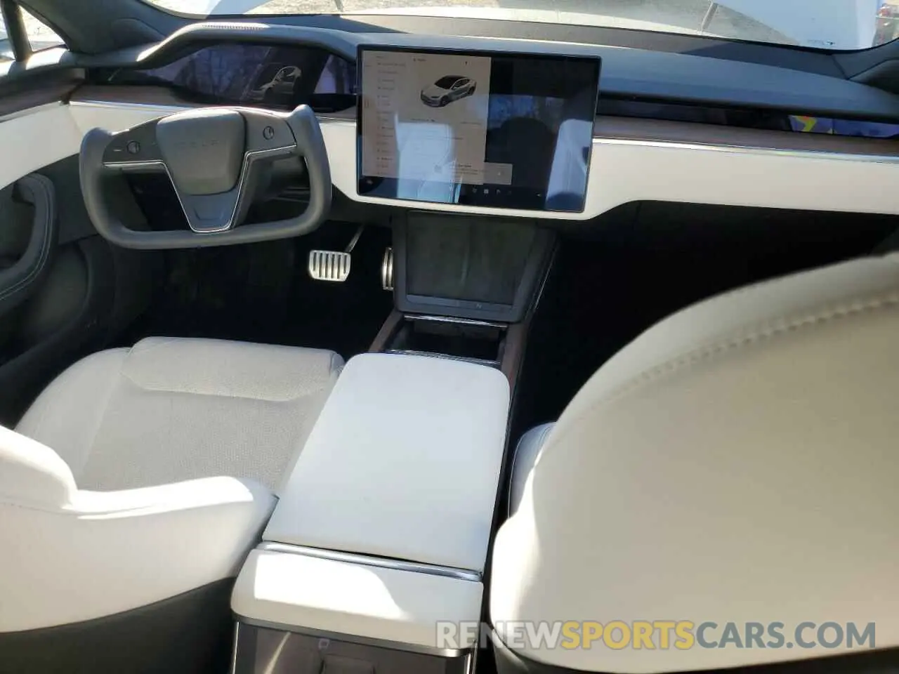 8 fotografías del automóvil dañado 5YJSA1E53NF478809 TESLA MODEL S 2022