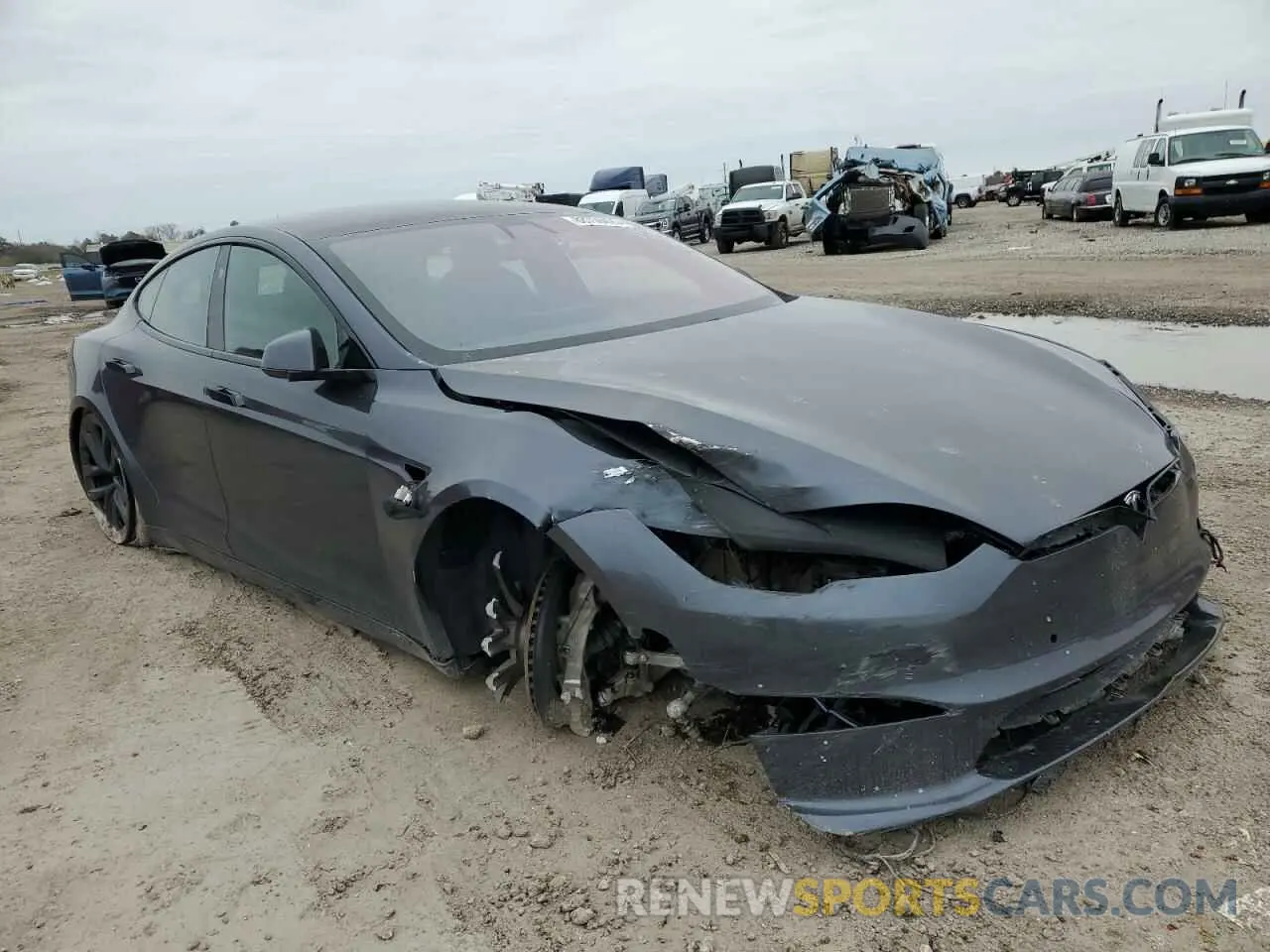 4 fotografías del automóvil dañado 5YJSA1E54NF465048 TESLA MODEL S 2022