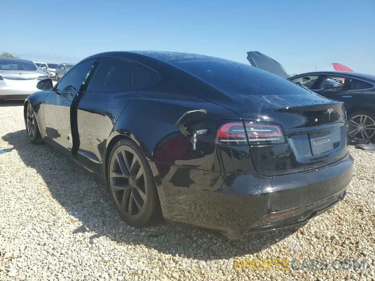3 fotografías del automóvil dañado 5YJSA1E54NF487020 TESLA MODEL S 2022