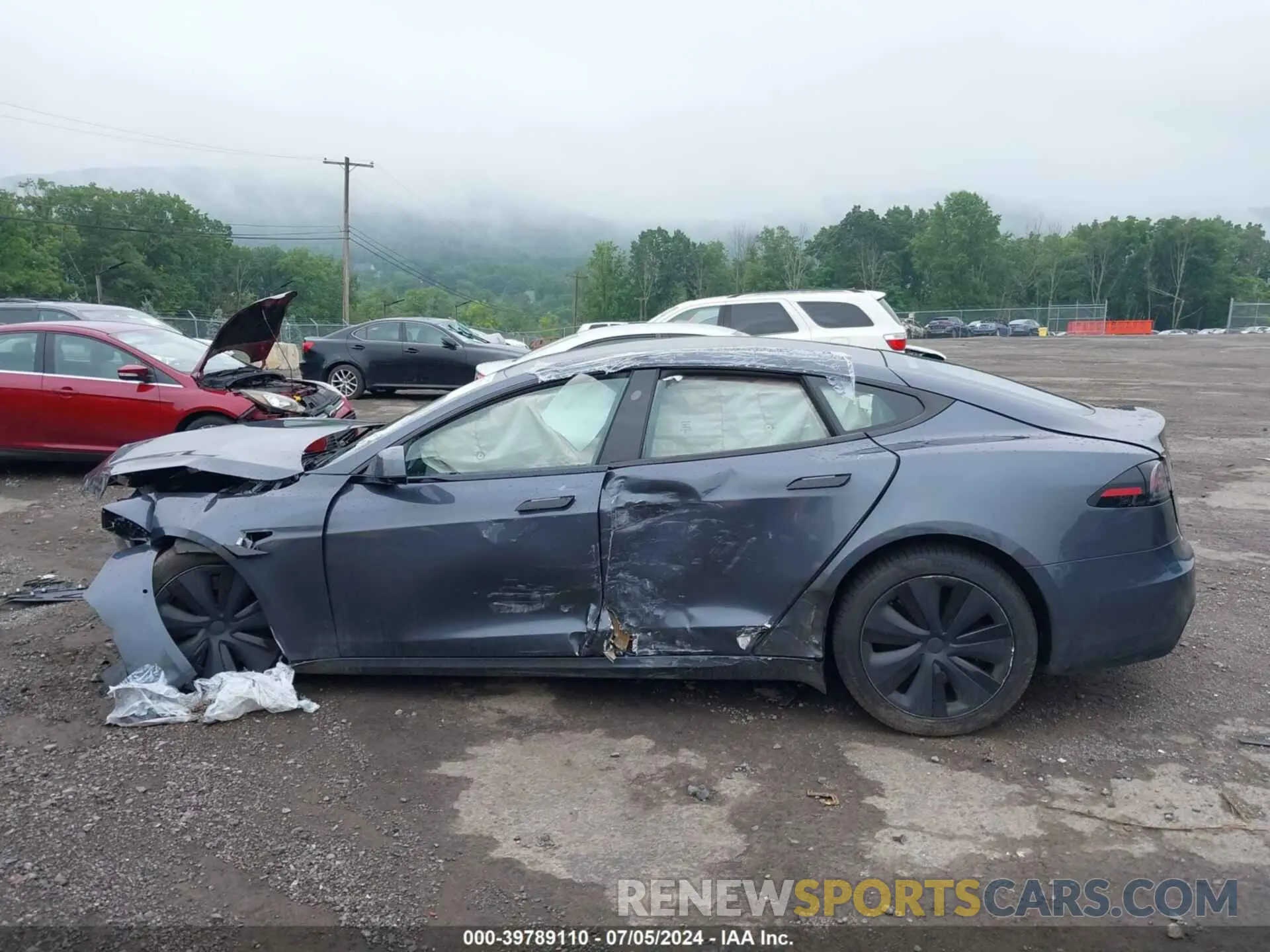 14 fotografías del automóvil dañado 5YJSA1E54NF490340 TESLA MODEL S 2022