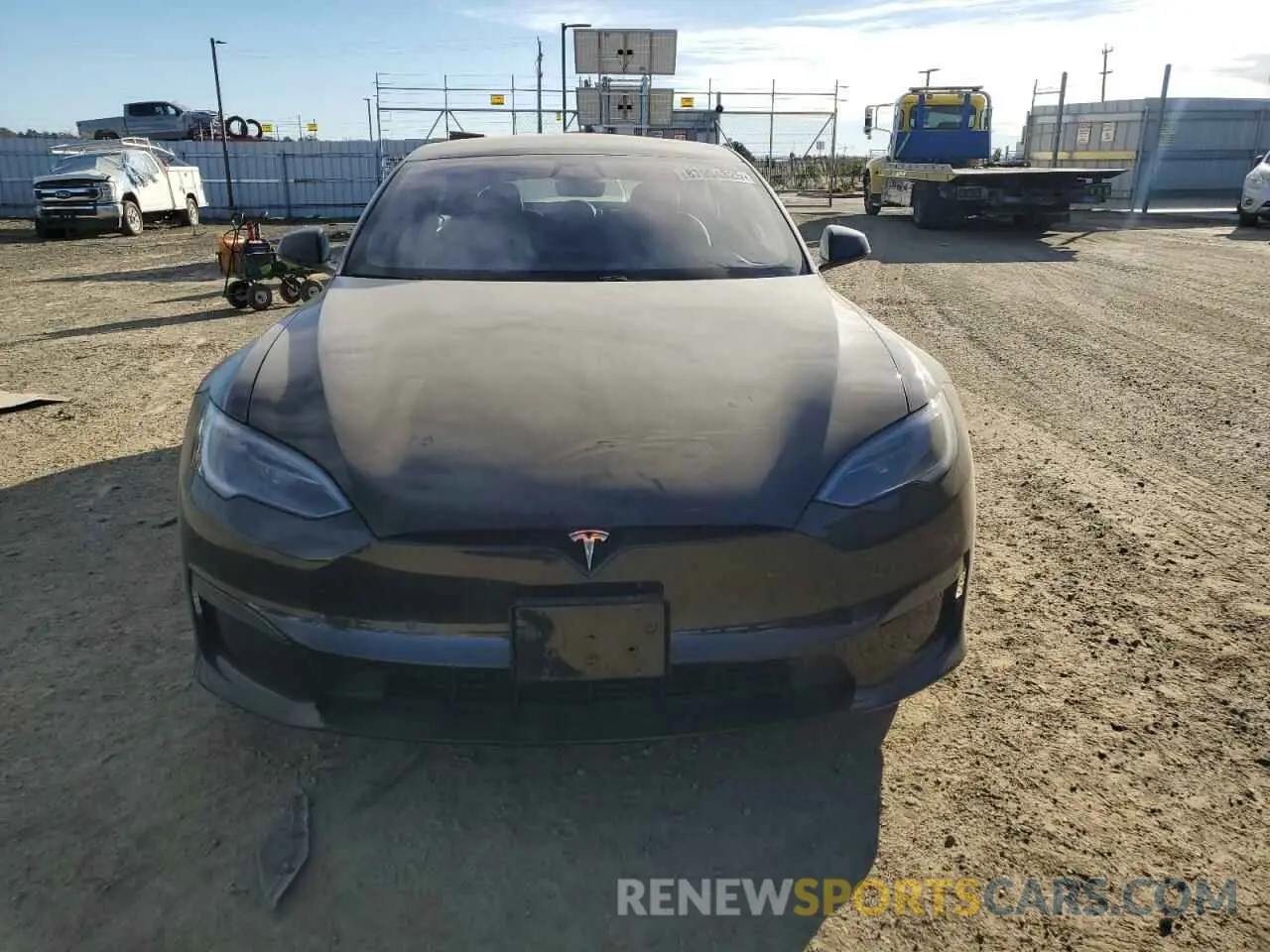 5 fotografías del automóvil dañado 5YJSA1E54NF492329 TESLA MODEL S 2022