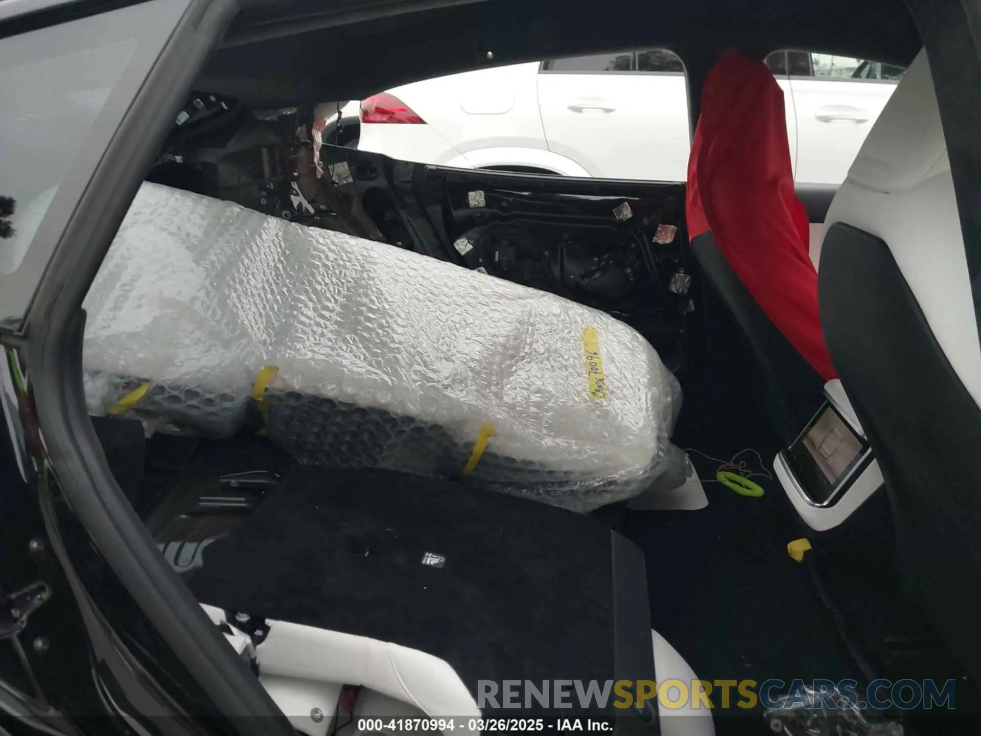 8 fotografías del automóvil dañado 5YJSA1E55NF474342 TESLA MODEL S 2022