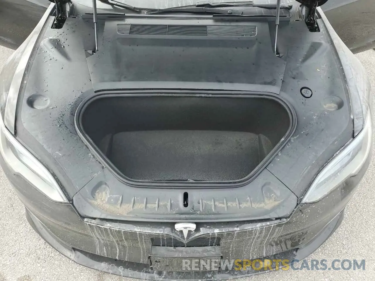 7 fotografías del automóvil dañado 5YJSA1E55NF488970 TESLA MODEL S 2022