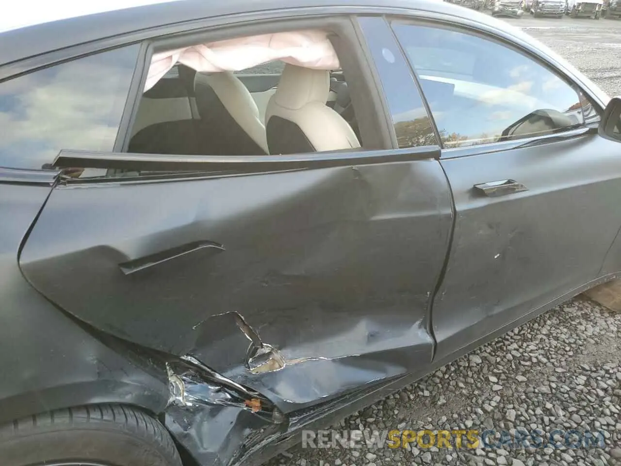 10 fotografías del automóvil dañado 5YJSA1E56NF462815 TESLA MODEL S 2022