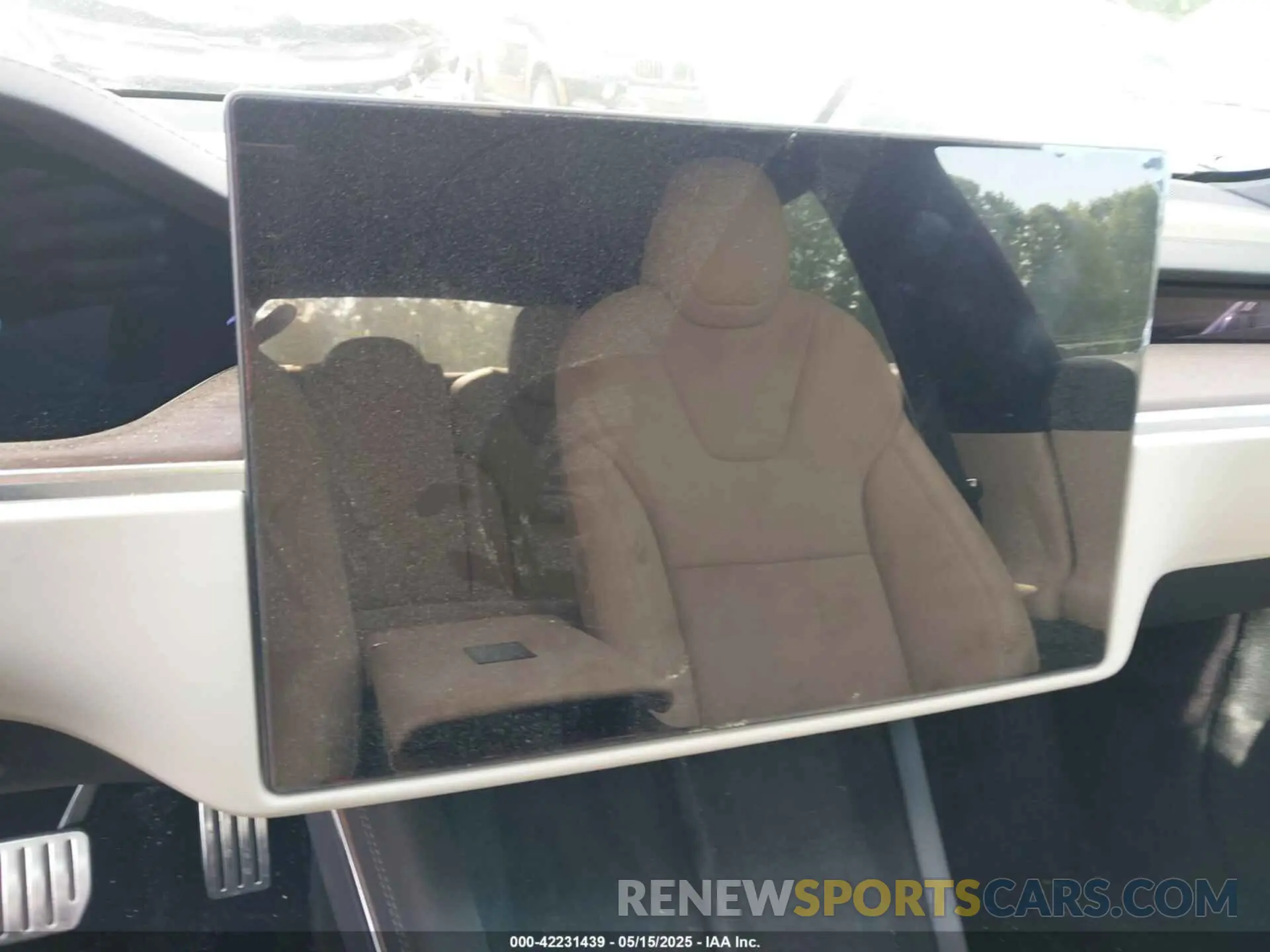 15 fotografías del automóvil dañado 5YJSA1E57NF462175 TESLA MODEL S 2022