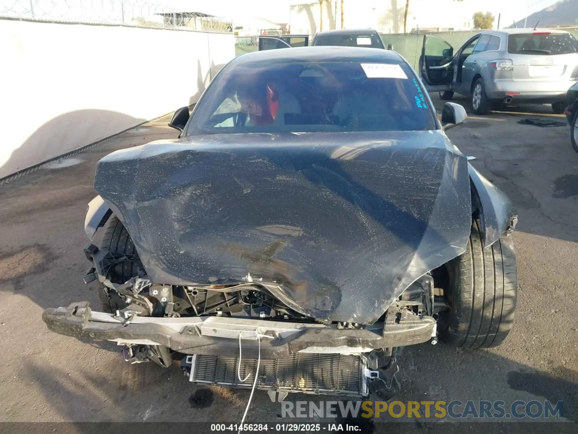 12 fotografías del automóvil dañado 5YJSA1E57NF493457 TESLA MODEL S 2022