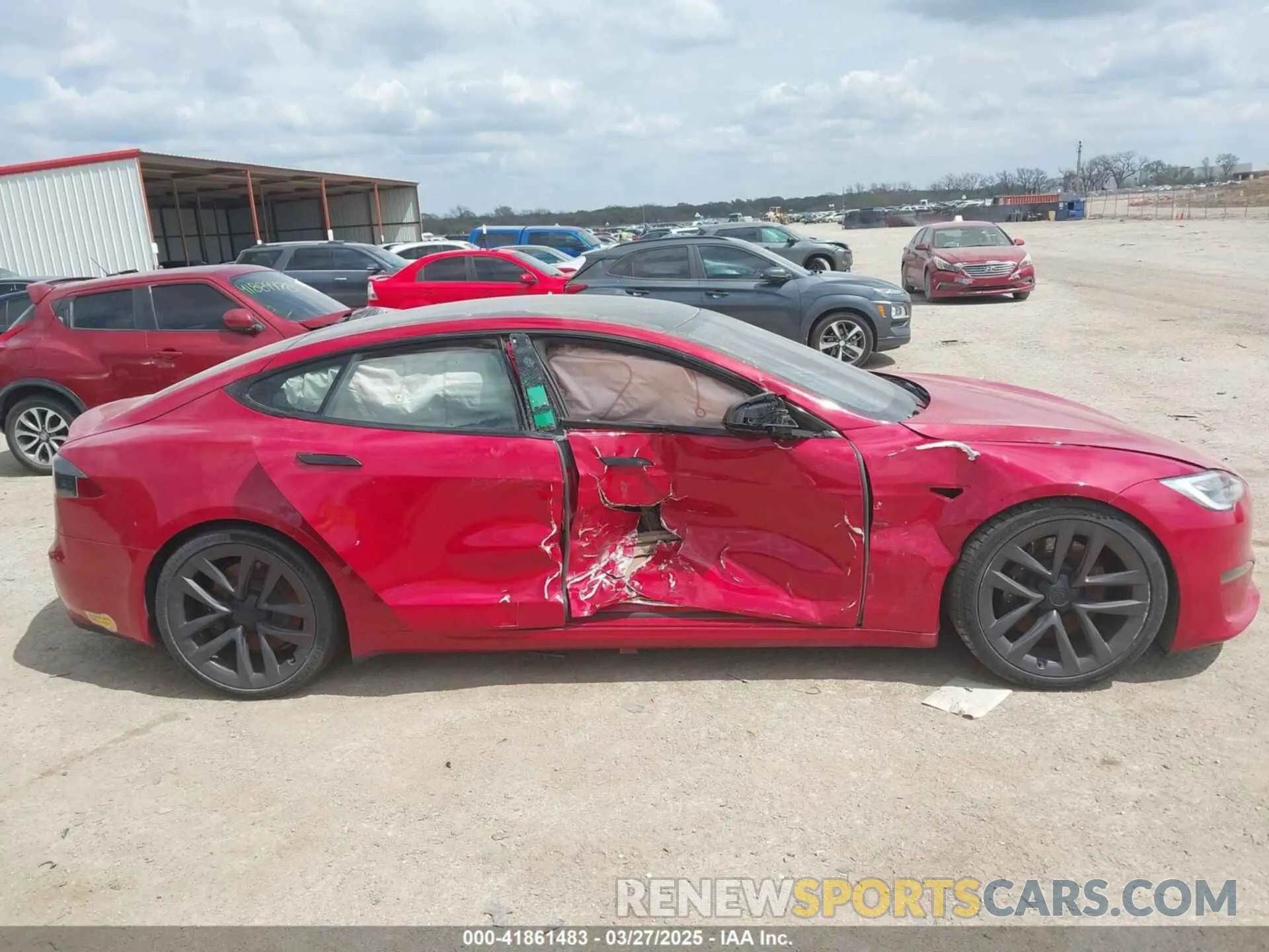 12 fotografías del automóvil dañado 5YJSA1E58NF463643 TESLA MODEL S 2022