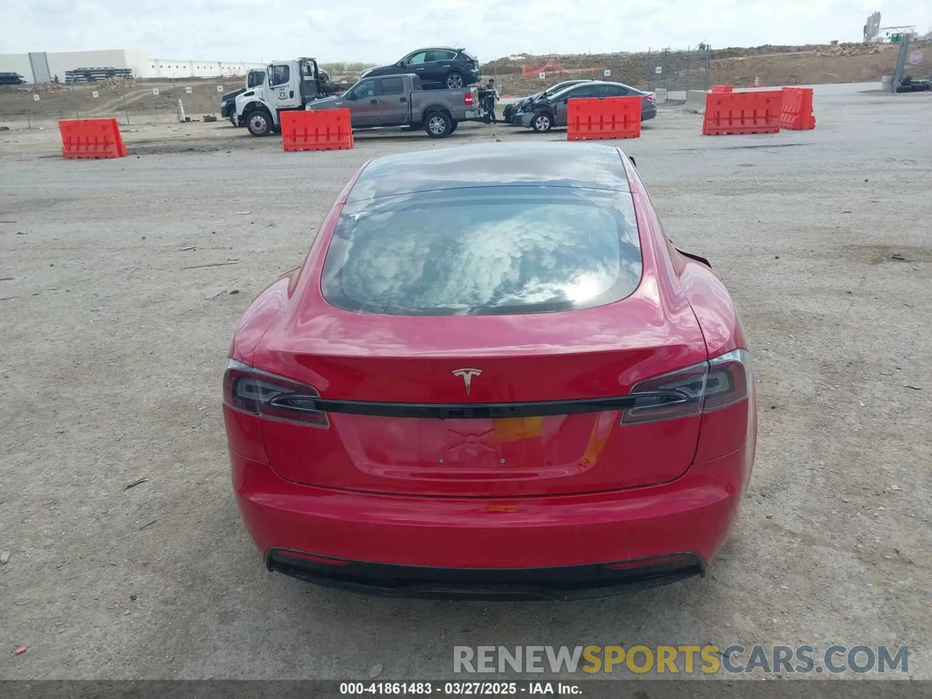 15 fotografías del automóvil dañado 5YJSA1E58NF463643 TESLA MODEL S 2022