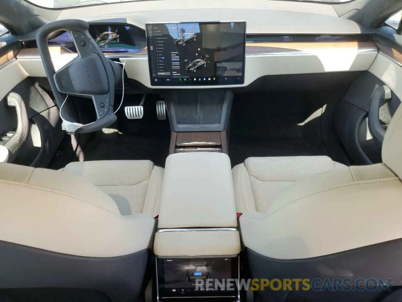 8 fotografías del automóvil dañado 5YJSA1E58NF463934 TESLA MODEL S 2022