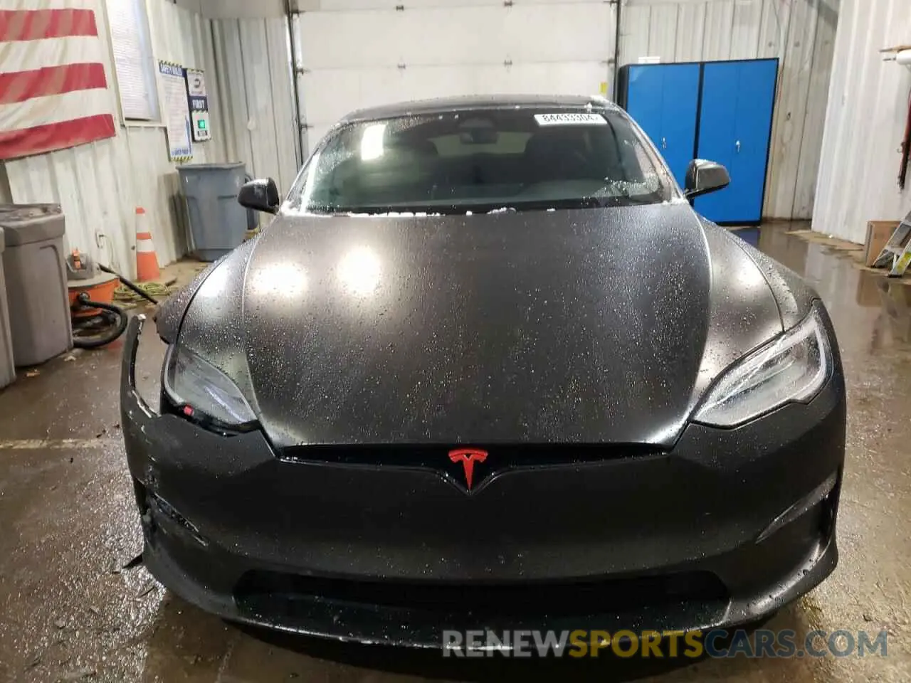 5 fotografías del automóvil dañado 5YJSA1E58NF468129 TESLA MODEL S 2022