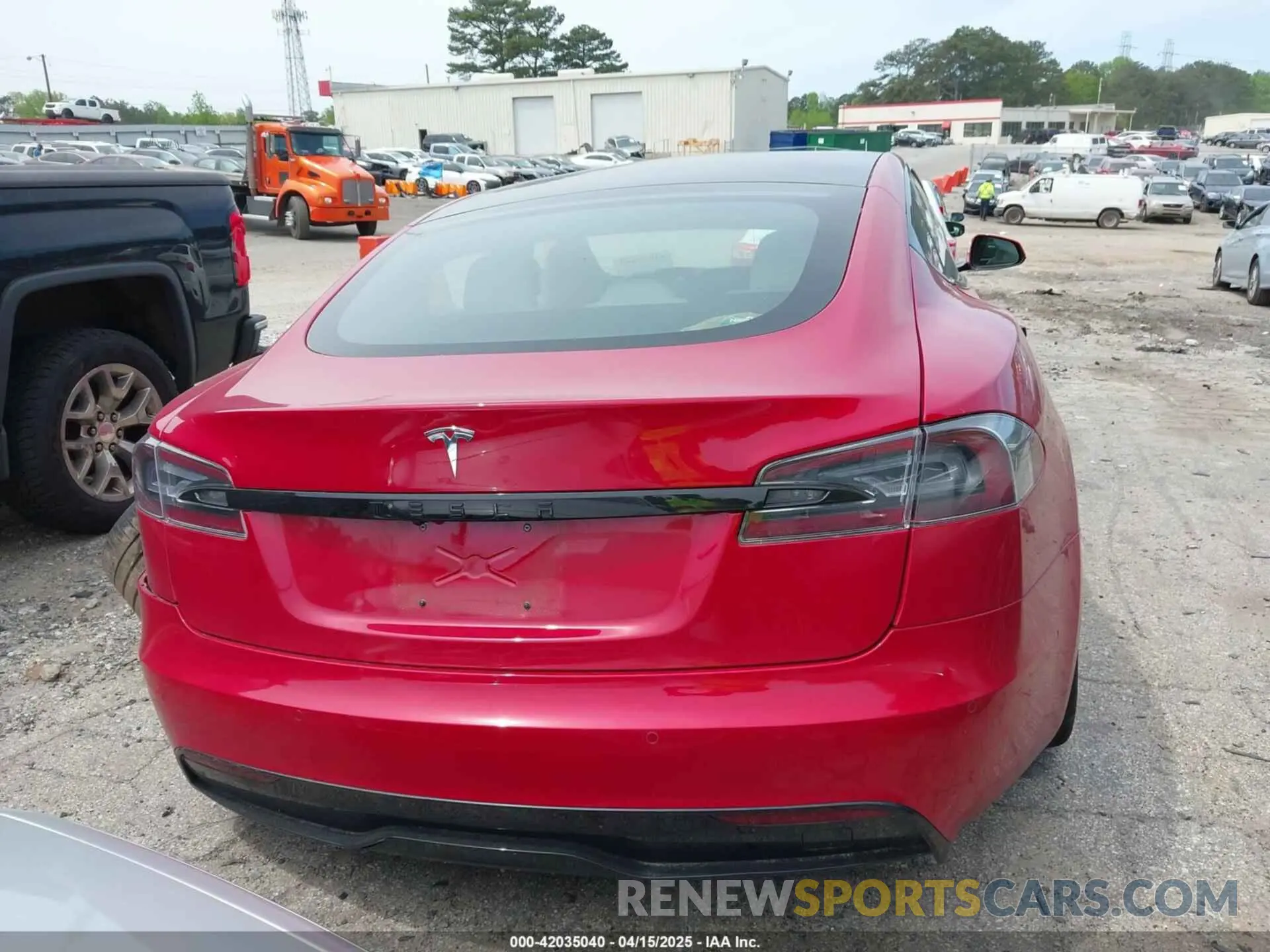 16 fotografías del automóvil dañado 5YJSA1E58NF470737 TESLA MODEL S 2022