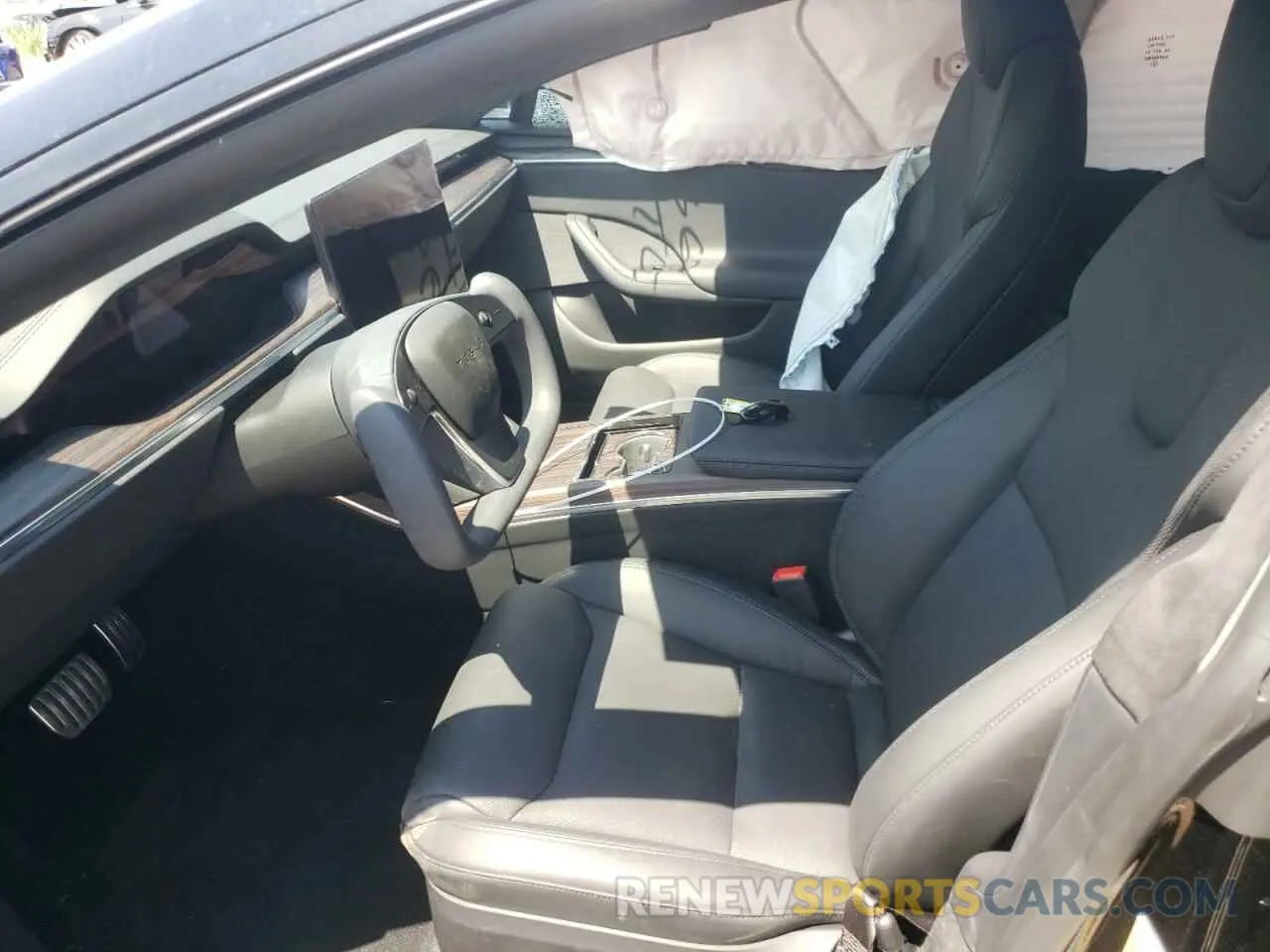 5 fotografías del automóvil dañado 5YJSA1E58NF476733 TESLA MODEL S 2022