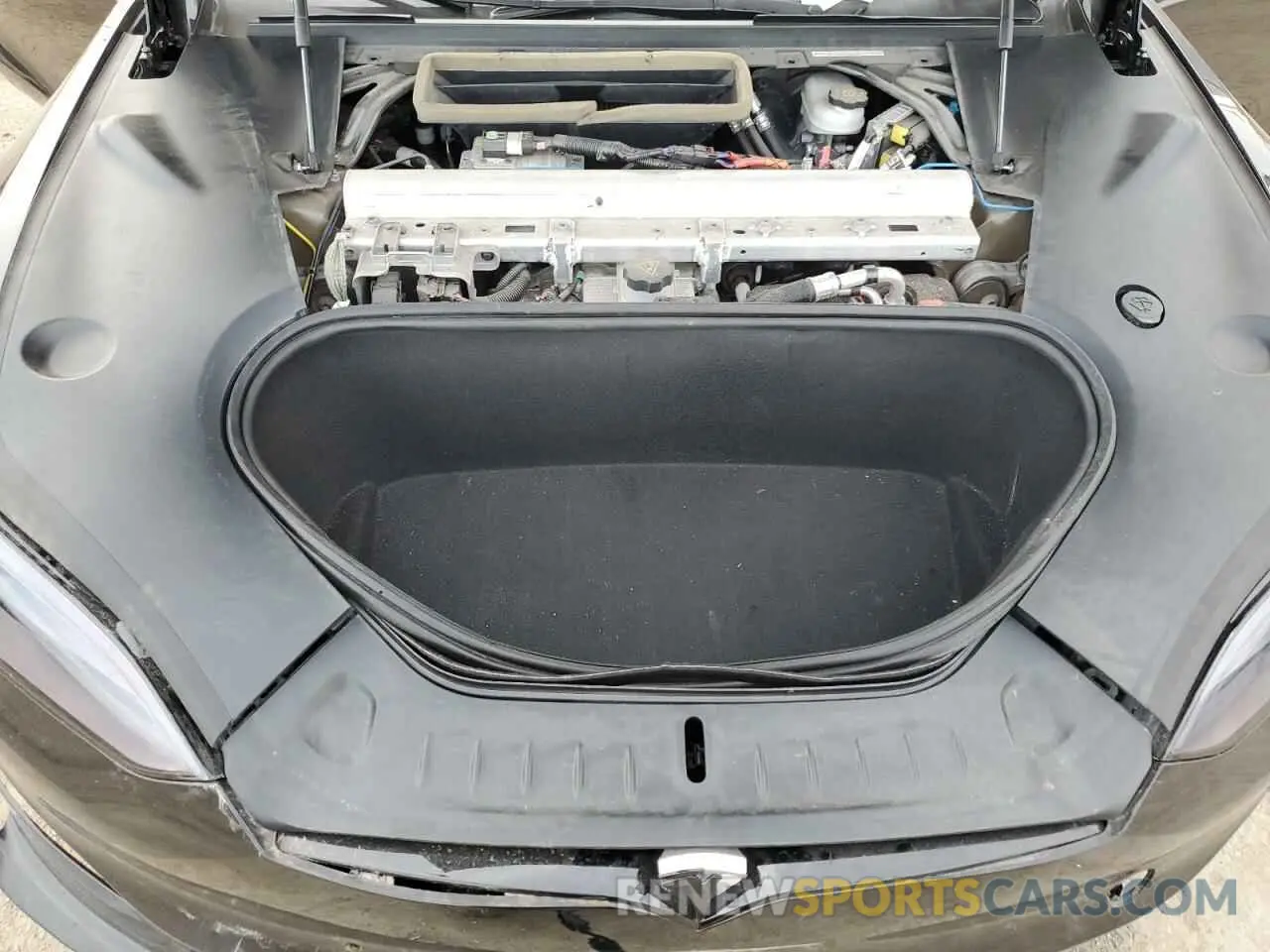 12 fotografías del automóvil dañado 5YJSA1E58NF487215 TESLA MODEL S 2022