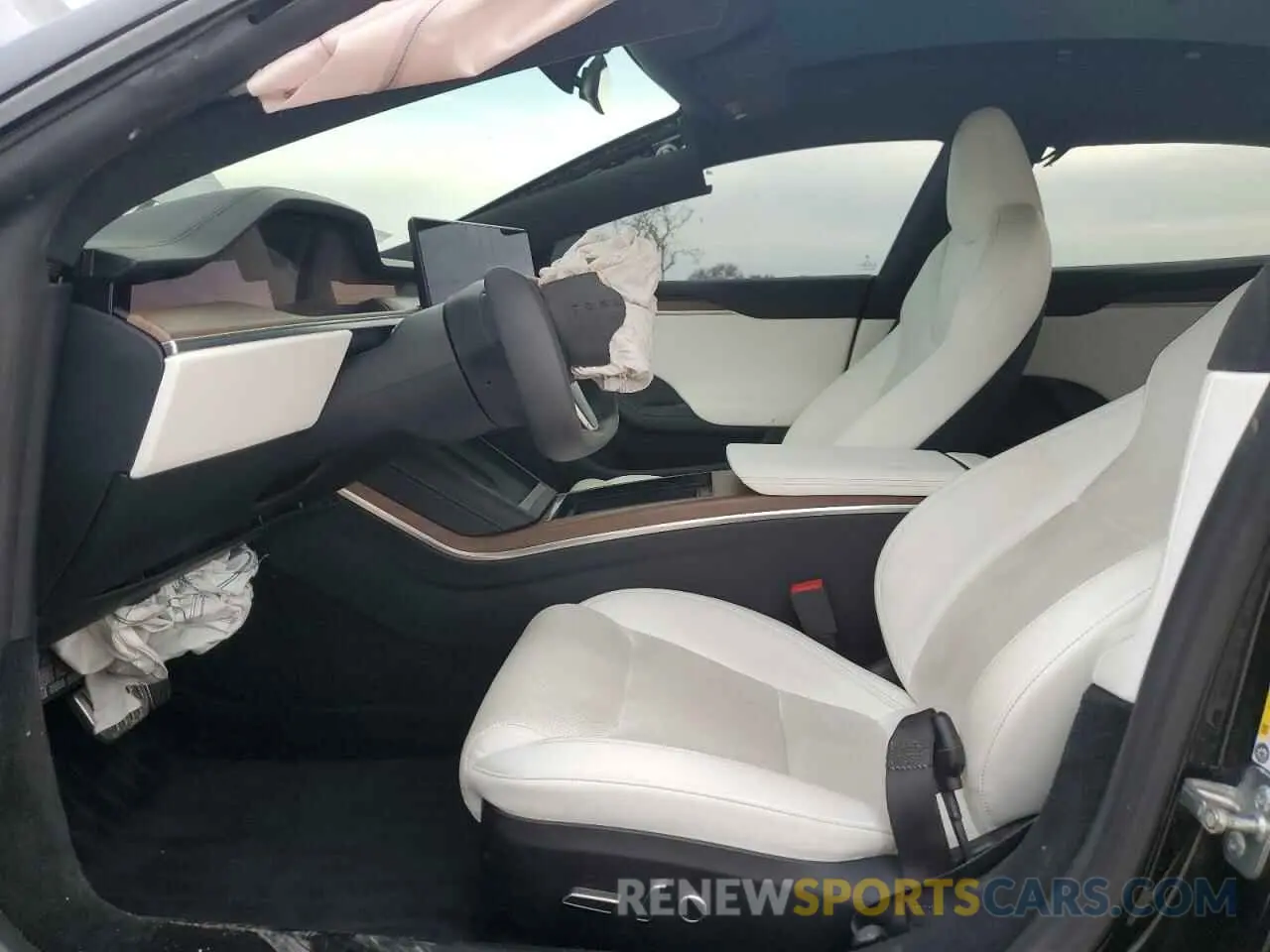 7 fotografías del automóvil dañado 5YJSA1E58NF487215 TESLA MODEL S 2022