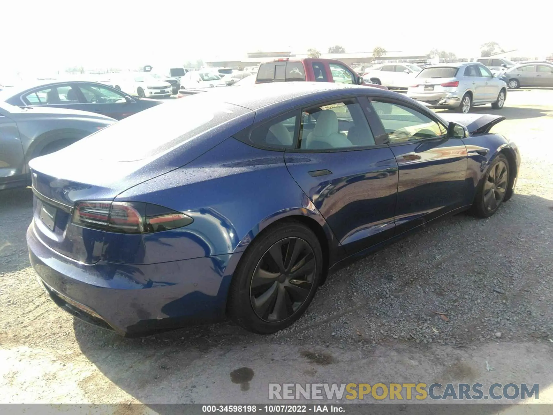 4 fotografías del automóvil dañado 5YJSA1E58NF492284 TESLA MODEL S 2022