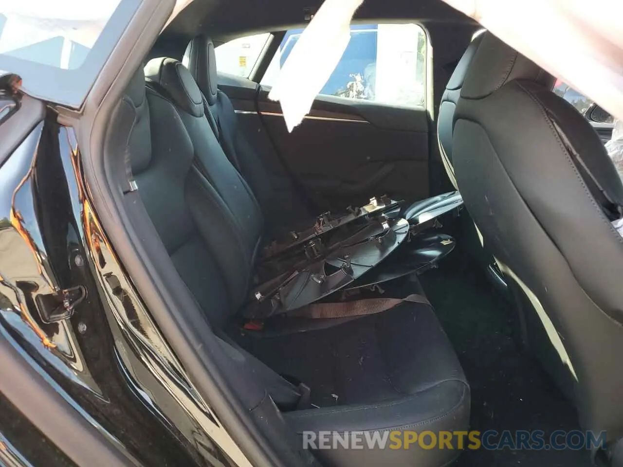 10 fotografías del automóvil dañado 5YJSA1E58NF492849 TESLA MODEL S 2022