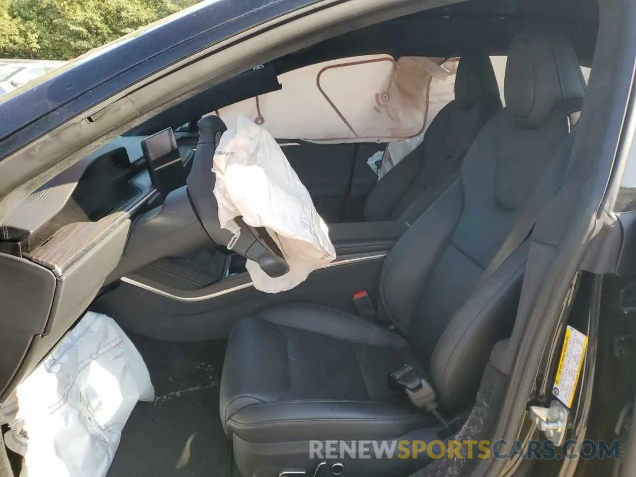 7 fotografías del automóvil dañado 5YJSA1E58NF492849 TESLA MODEL S 2022