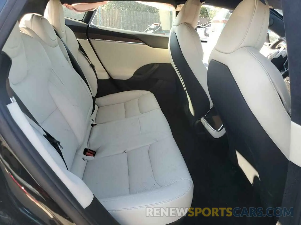 12 fotografías del automóvil dañado 5YJSA1E59NF460010 TESLA MODEL S 2022