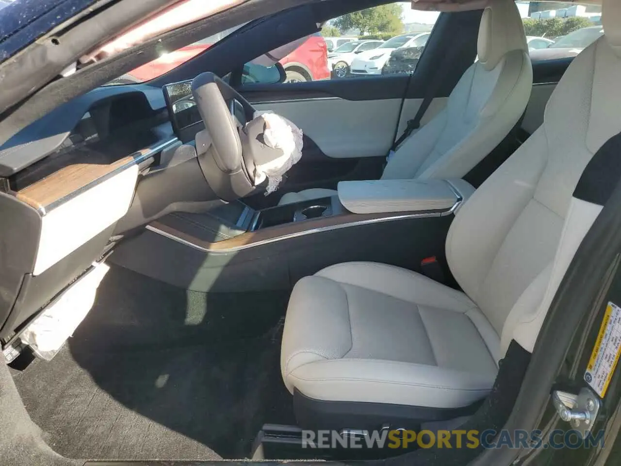 7 fotografías del automóvil dañado 5YJSA1E59NF460010 TESLA MODEL S 2022